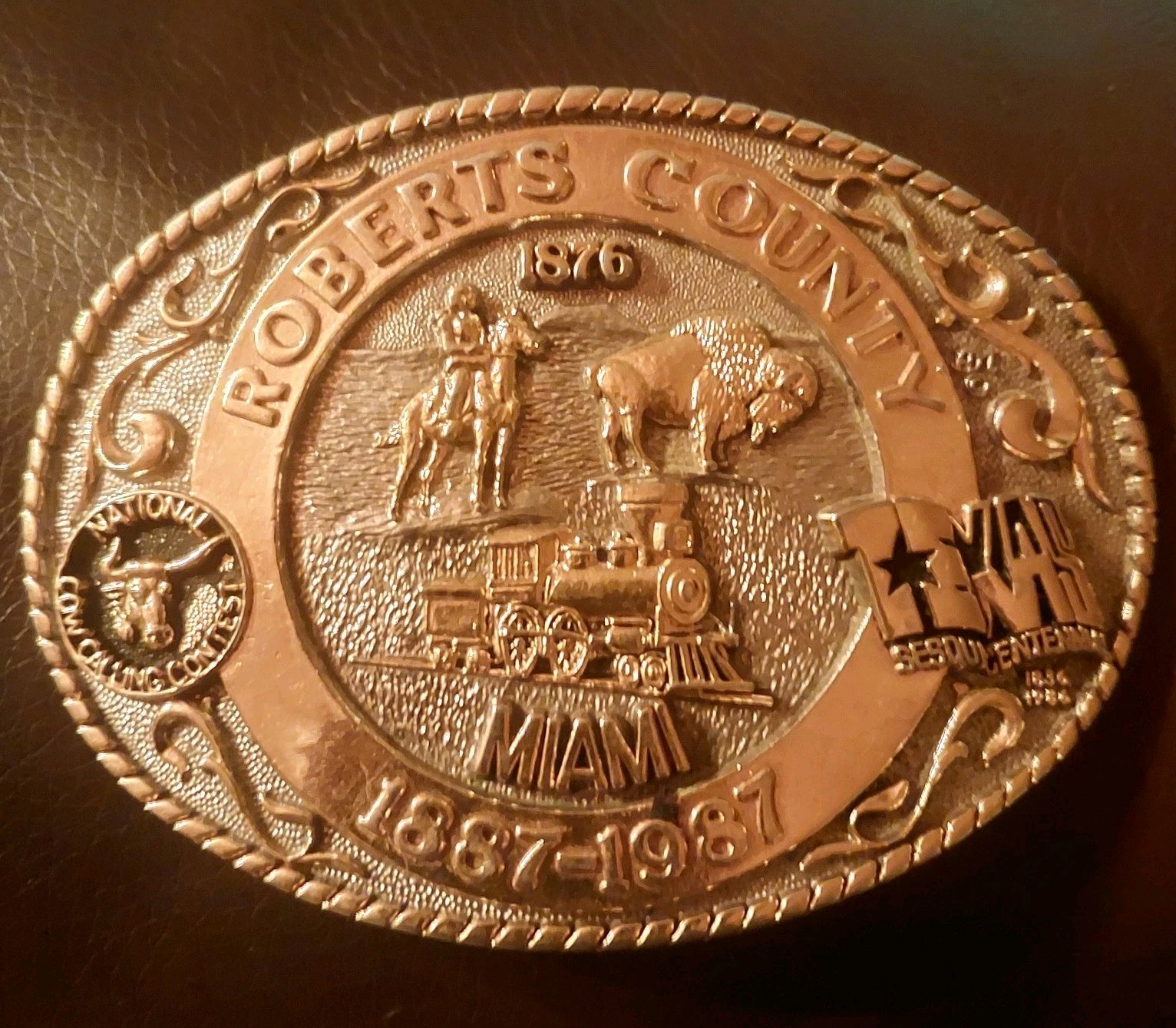 Roberts Cty Miami, TX Sesquentennial 1887-1987 Rodeo Belt Buckle Cow Callin Rare Roberts Cty Miami, TX Sesquentennial 1887-1987 Rodeo Belt Buckle Cow Callin Rare