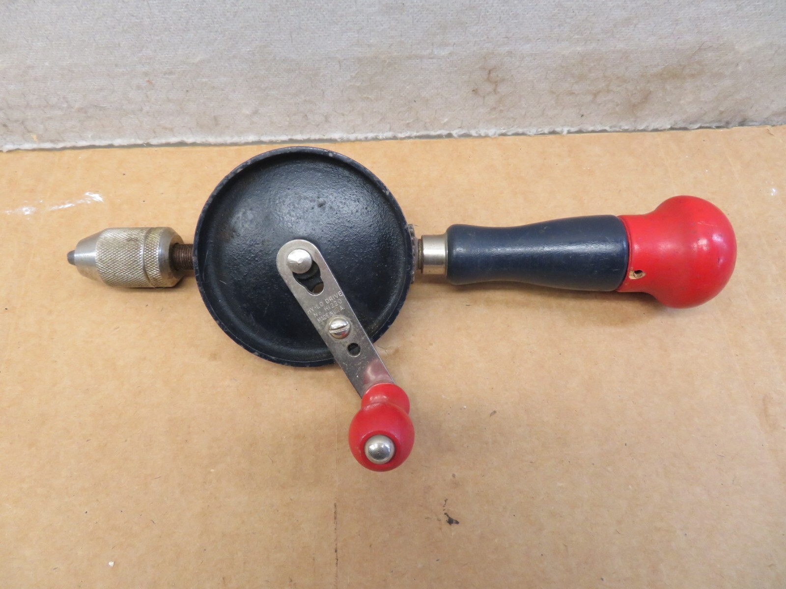 VTG STANLEY HANDYMAN HY-LO DRIVE HAND DRILL H1221 EGG BEATER USA w/ 7 Bits