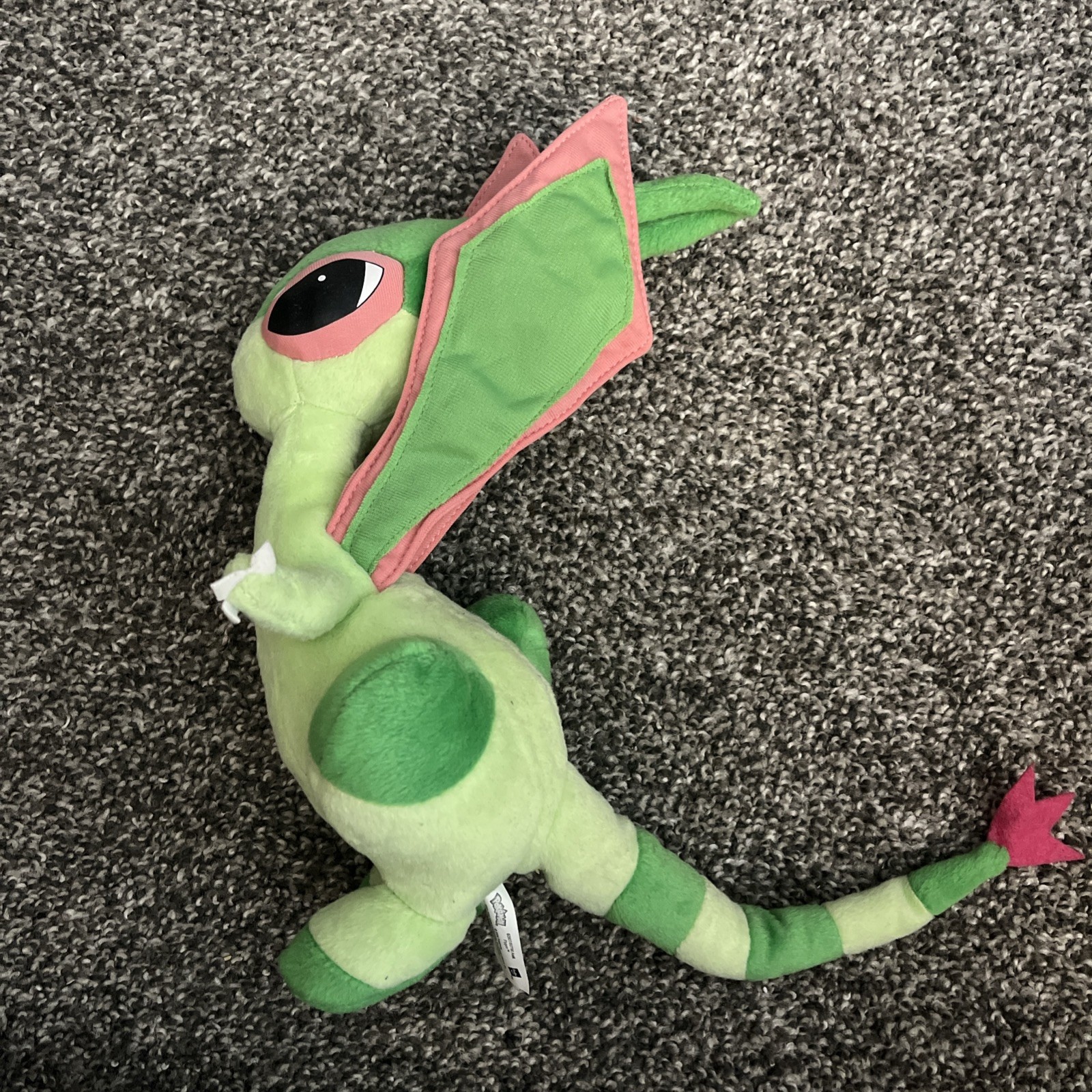 Hasbro Pokemon Flygon Green Soft Plush Toy  2004 