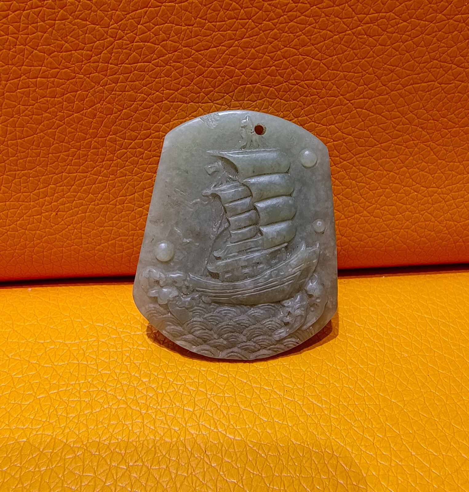 Chinese hetian nephrite jade ship Pendant