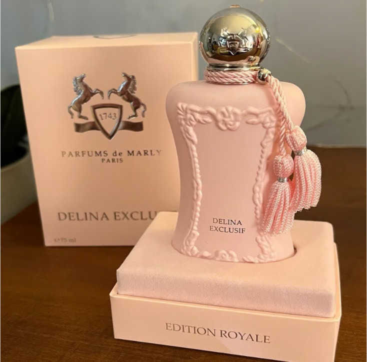 Delina Exclusif Eau de Parfum 2.5 oz Women Elegant Scent