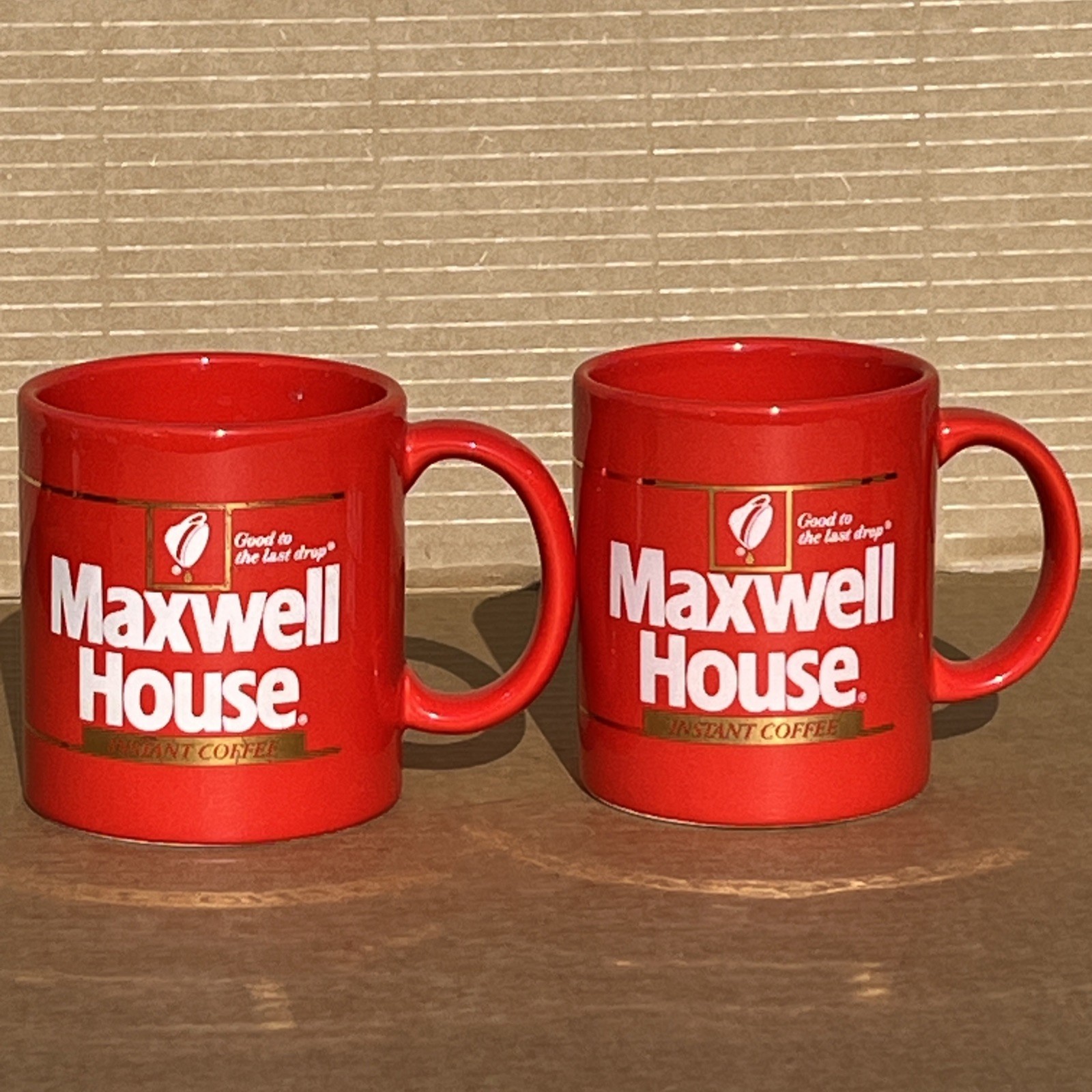 TWO 1980s RED MAXWELL HOUSE INSTANT COFFEE CUPS/MUGS NEW OLD STOCK GOLD TRIM