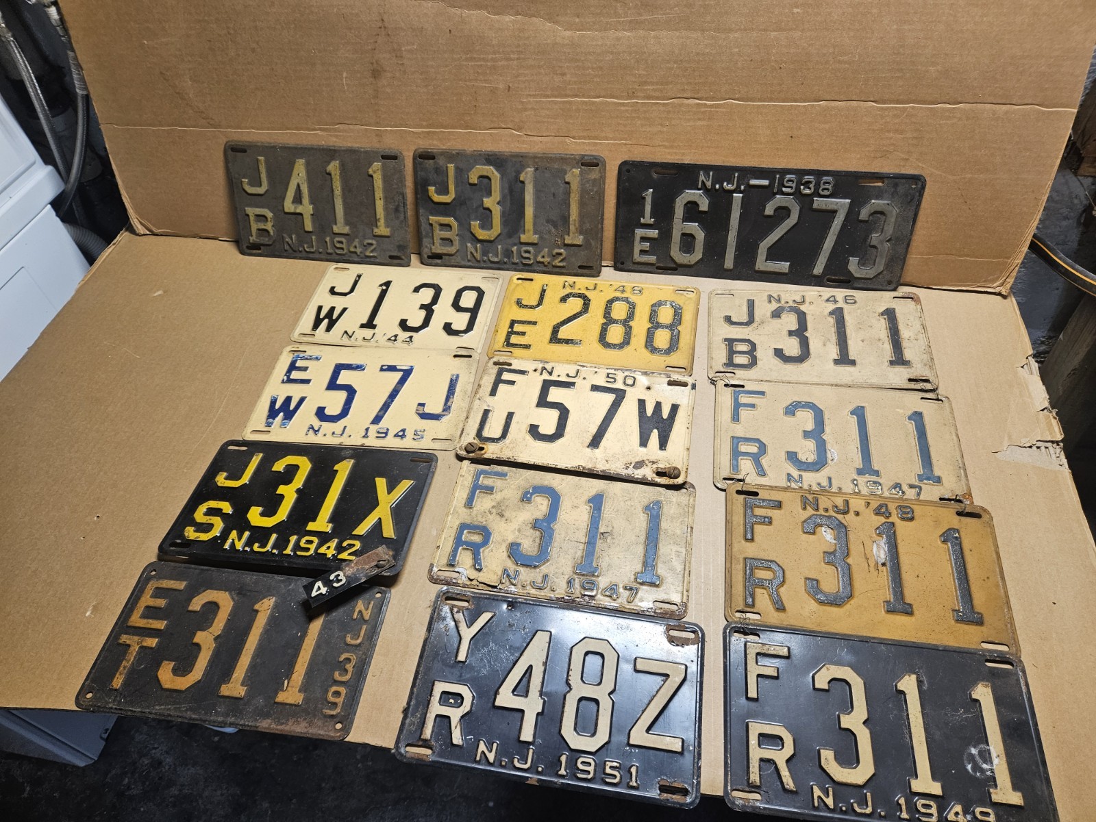 ORIGINAL VINTAGE 1930s  - 50s NEW JERSEY LICENSE PLATE Lot of 15