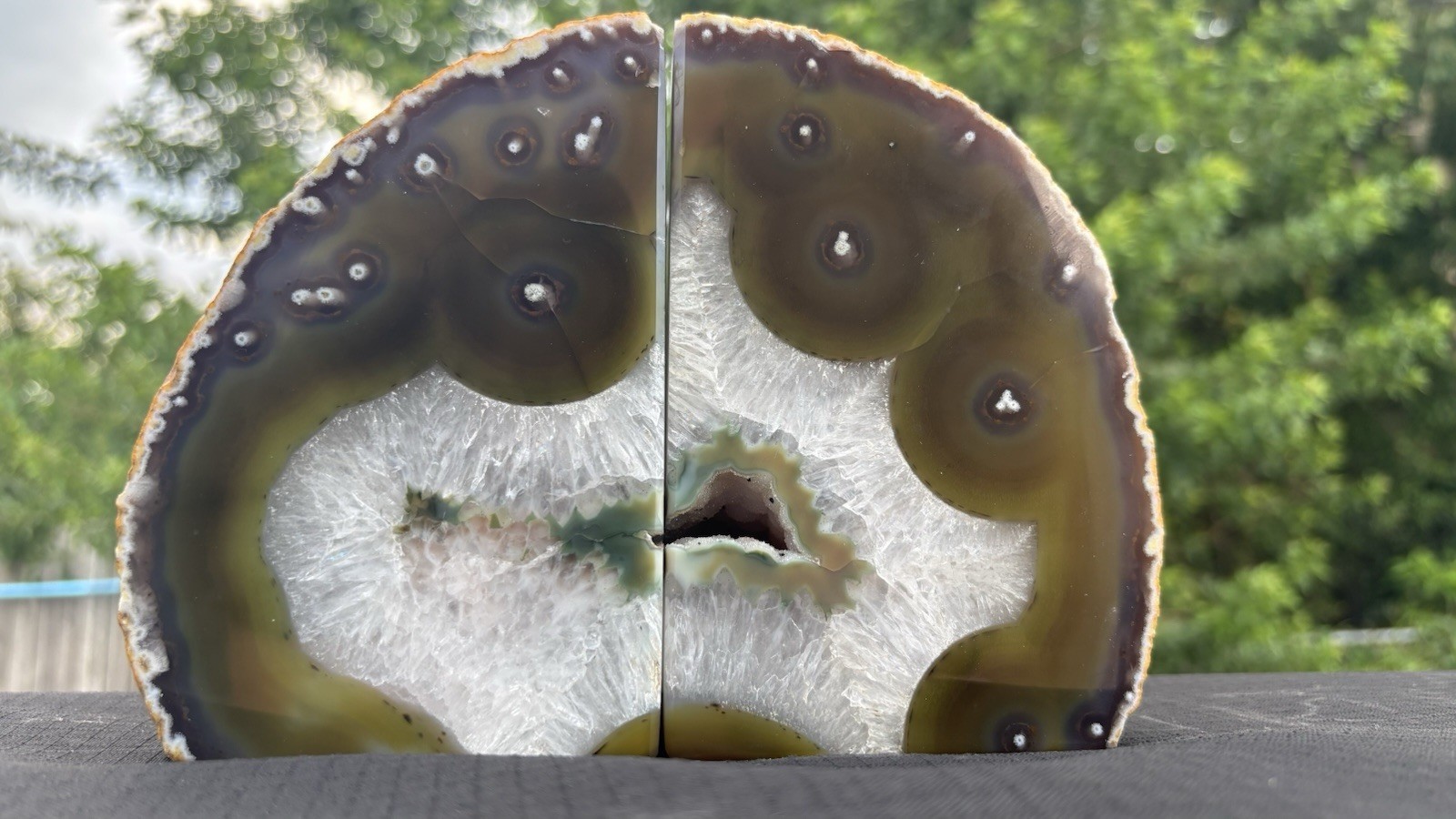 RARE LARGE 5 1/2” Tall Green Banded Agate Geode Stone Bookends Geometric Circles