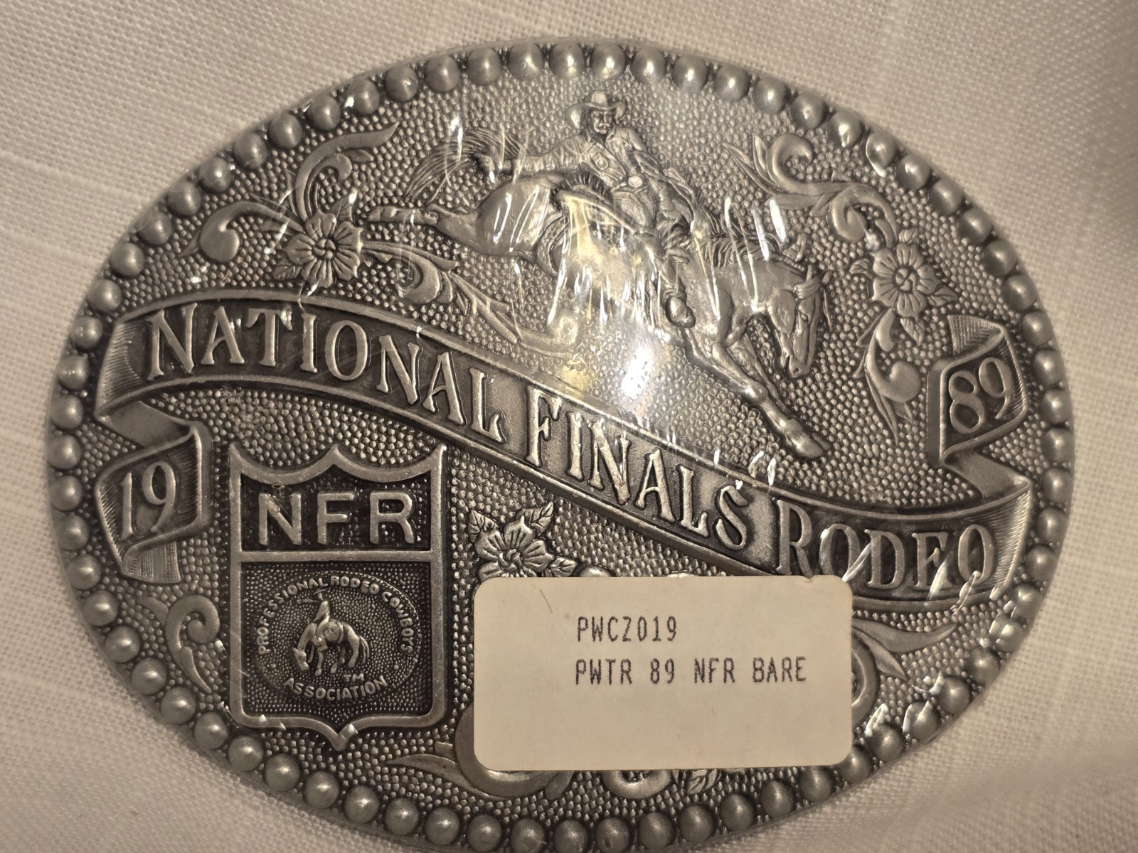 VINTAGE  1989 NFR NATIONAL FINALS RODEO COWBOY BELT BUCKLE LAS VEGAS NEW SEALED 