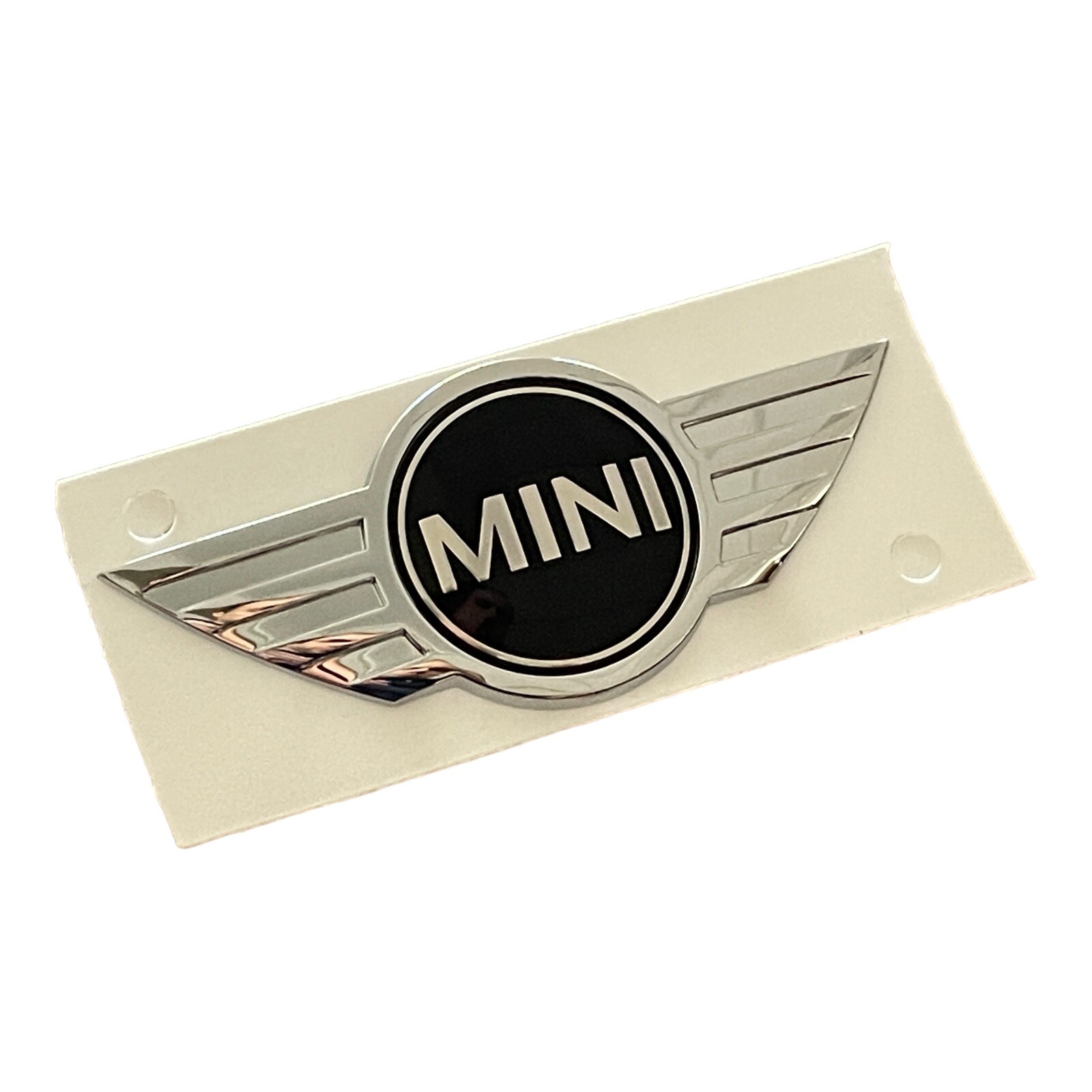 New 2002-2006 R52 R53 MINI Cooper S Front Hood Emblem Badge 51140660106 oem New 2002-2006 R52 R53 MINI Cooper S Front Hood Emblem Badge 51140660106 oem