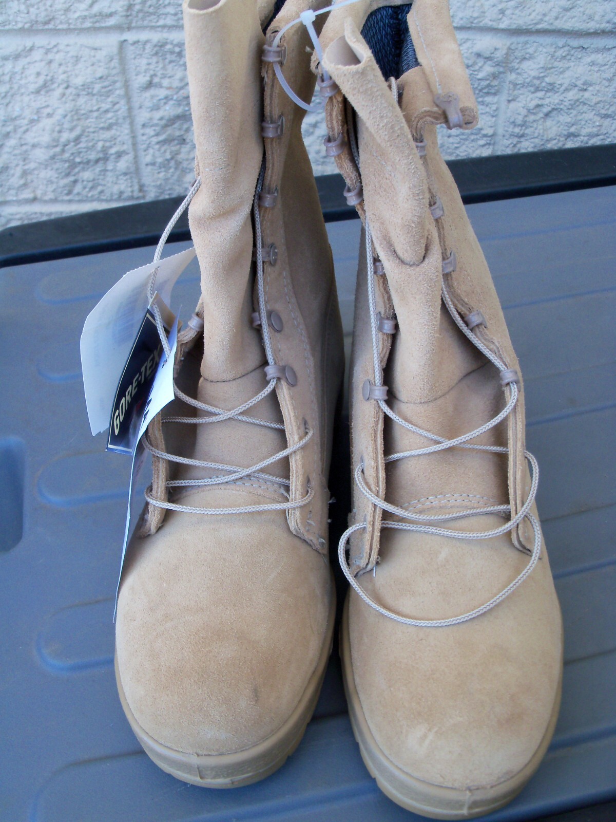 BOOTS, ALTAMA , MILITARY, SIZE:10 R, NSN: 8430016193502 BOOTS, ALTAMA , MILITARY, SIZE:10 R, NSN: 8430016193502