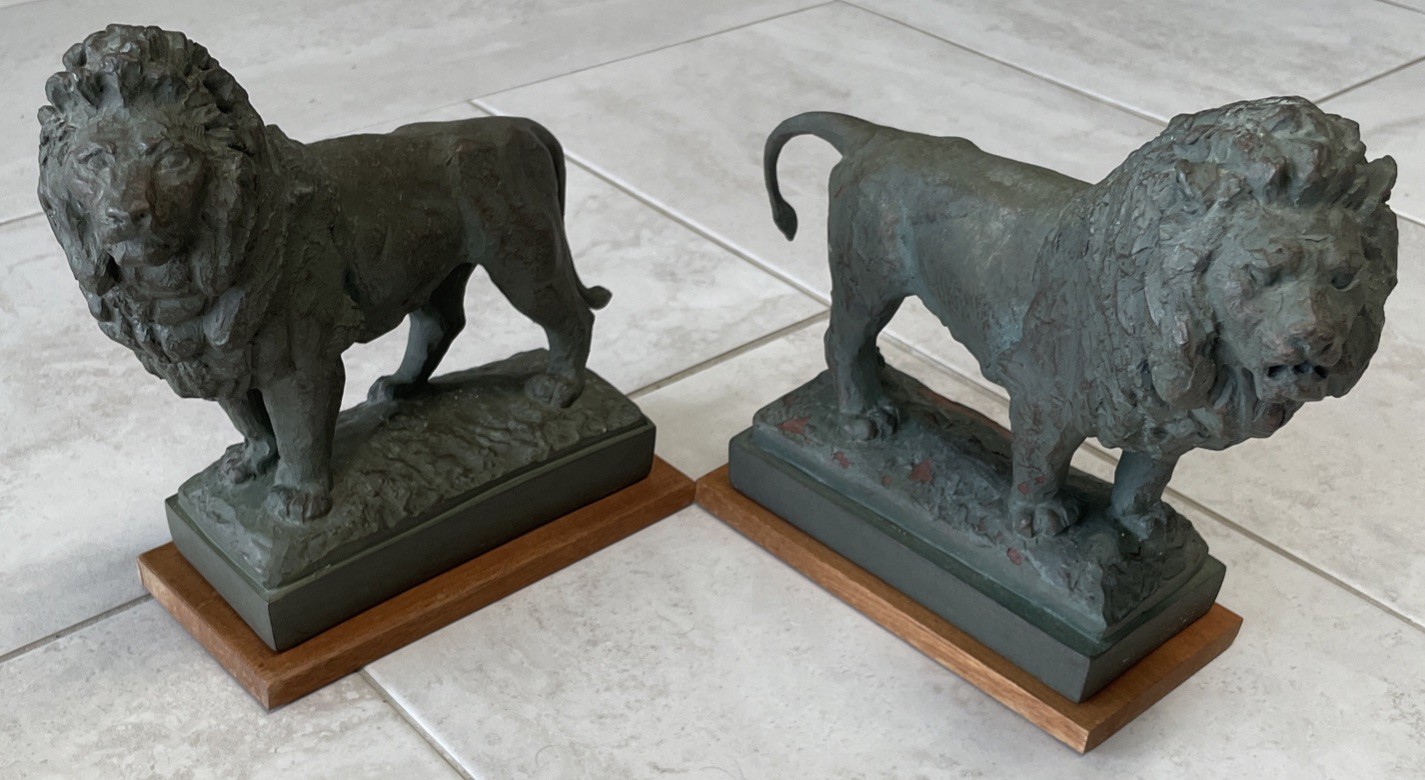 2 CHICAGO ART INSTITUTE ALVA MUSEUM REPLICA GREEN LION BOOKENDS STATUETTE FIGURE