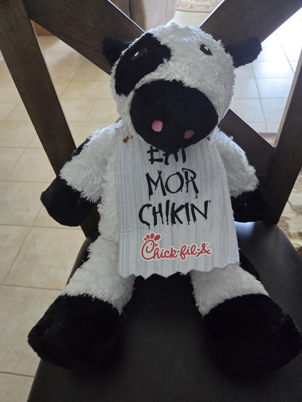 2017 Chick-Fil-A Large Stuffed Plush Cow Eat More Chikin 18” inches 2017 Chick-Fil-A Large Stuffed Plush Cow Eat More Chikin 18” inches