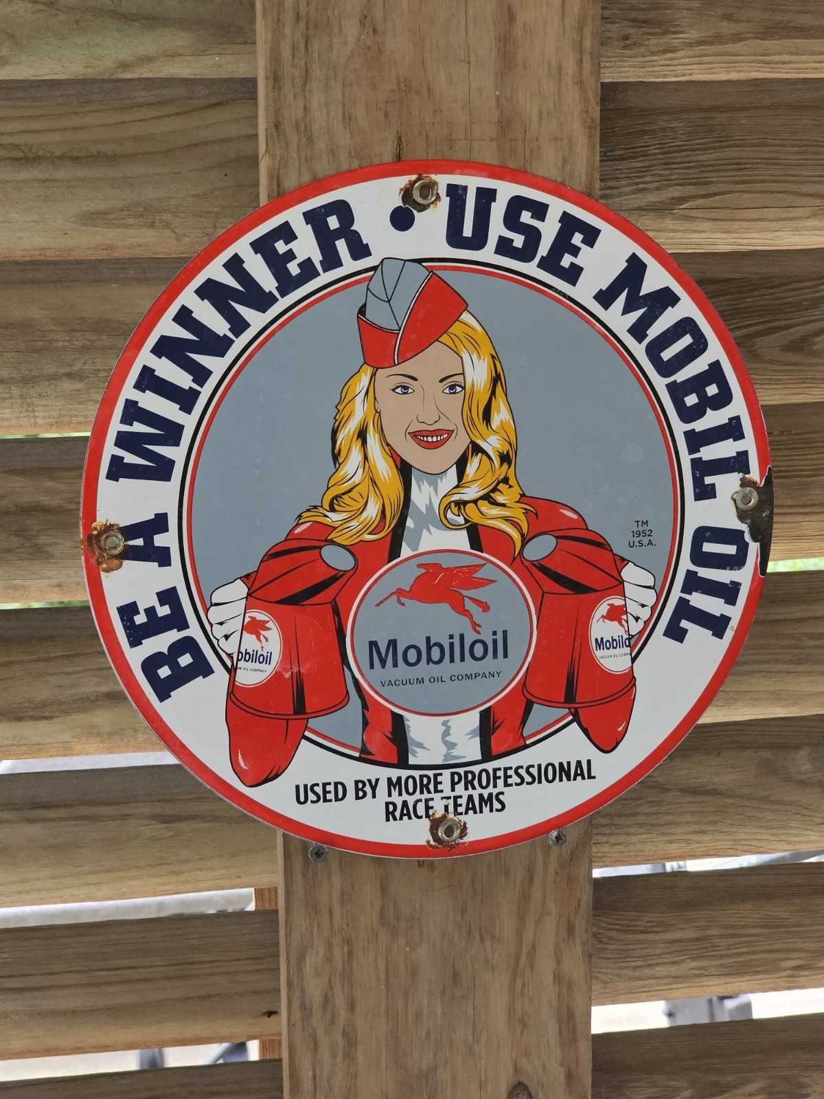 VINTAGE MOBIL MOBILOIL SERVICE W/ FLYING PEGASUS PORCELAIN SIGN 