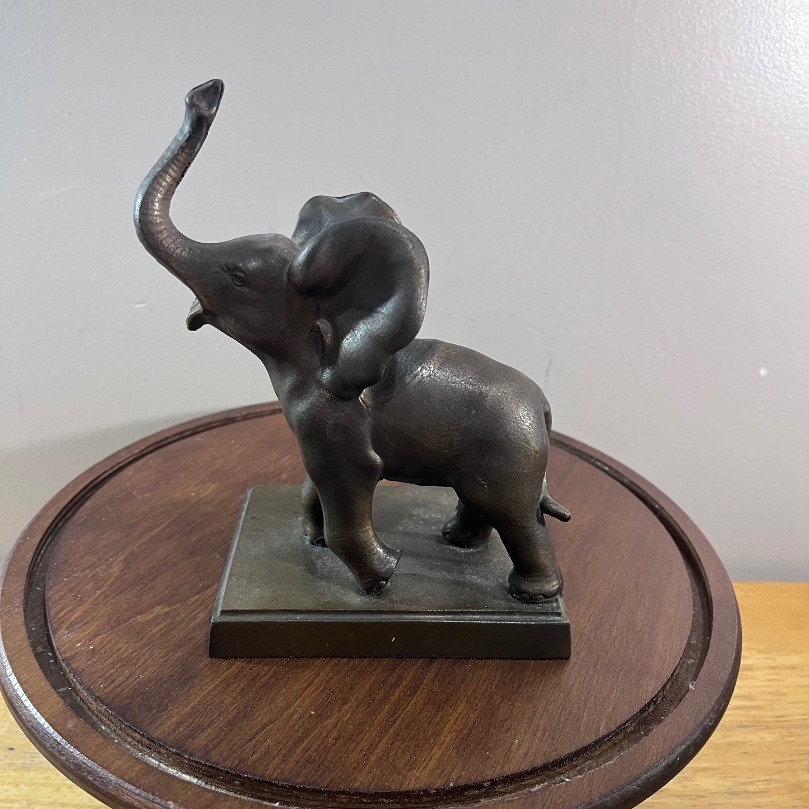 Vtg Bronze Tone Brass Metal Elephant Figurine Trunk Up Good Luck Statue 7.5\ Vtg Bronze Tone Brass Metal Elephant Figurine Trunk Up Good Luck Statue 7.5\