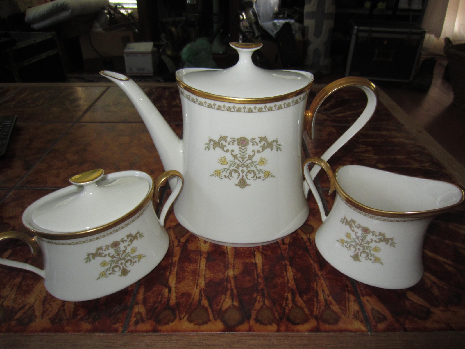 LENOX CASTLE GARDEN TEA / COFFEE POT with CREAMER AND LIDDED SUGAR BOWL
