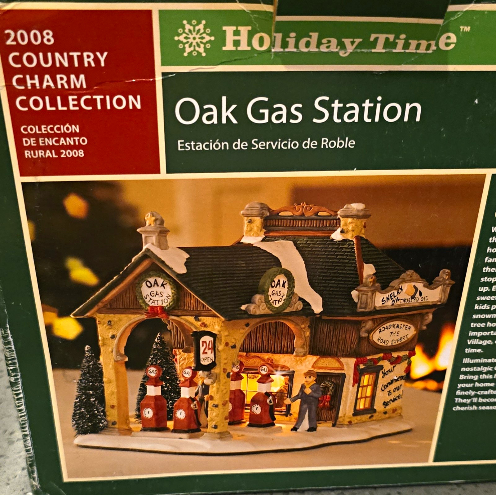 Holiday Time Country Charm 2008 Oak Gas Station Ceramic Christmas Village