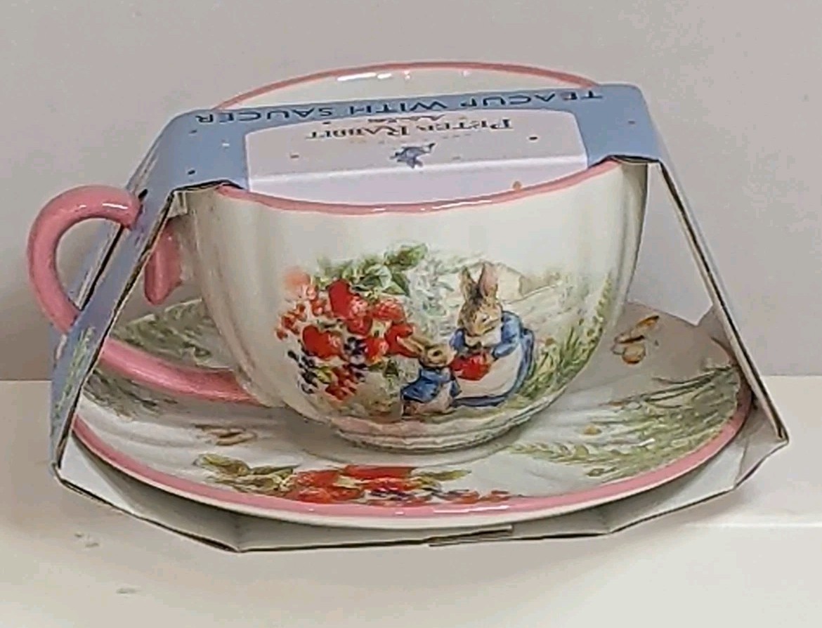 Peter Rabbit Collectible Teacup & Saucer Set Beatrix Potter New