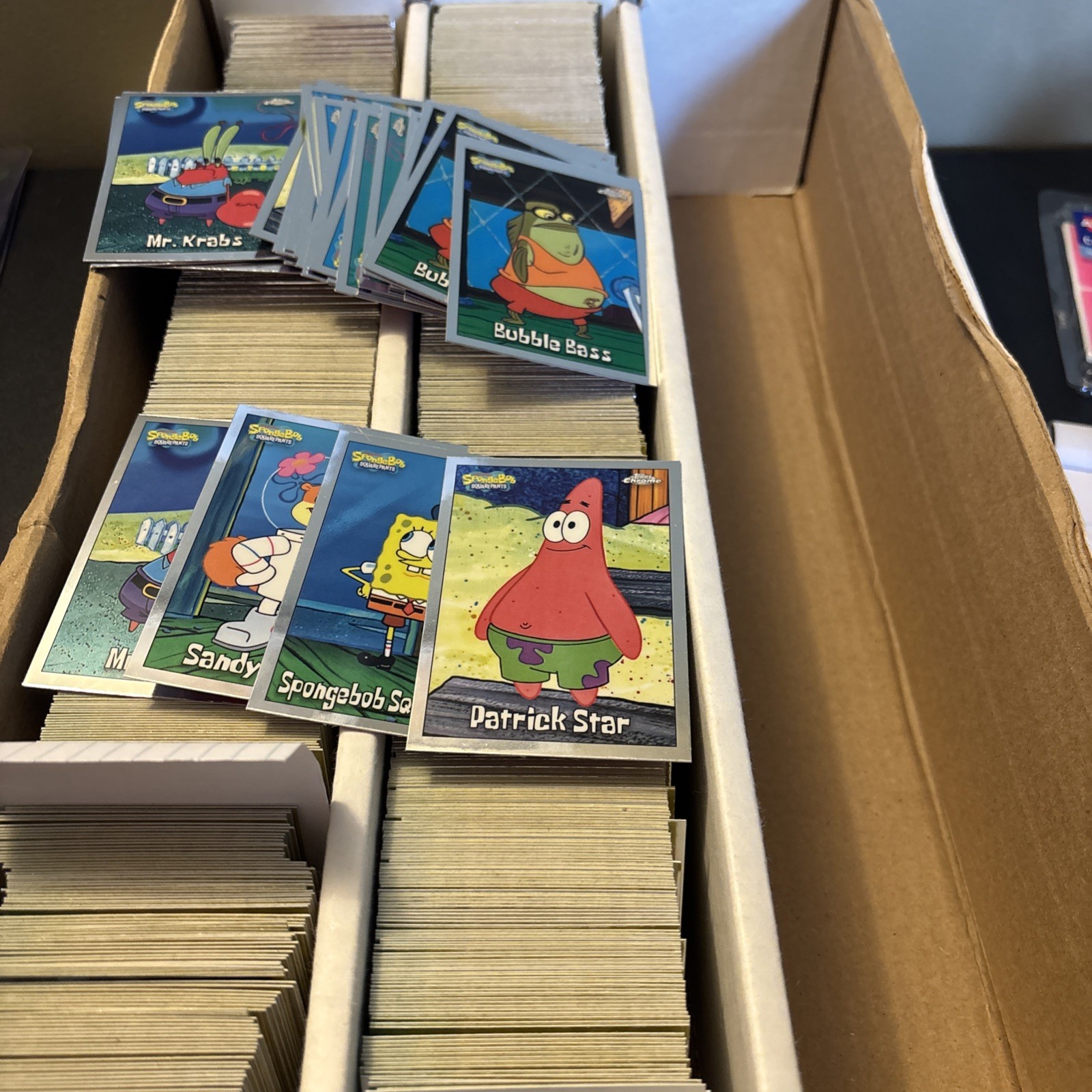 2025 Topps Chrome SpongeBob SquarePants - Complete Base Set / Lot #1-200 2025 Topps Chrome SpongeBob SquarePants - Complete Base Set / Lot #1-200