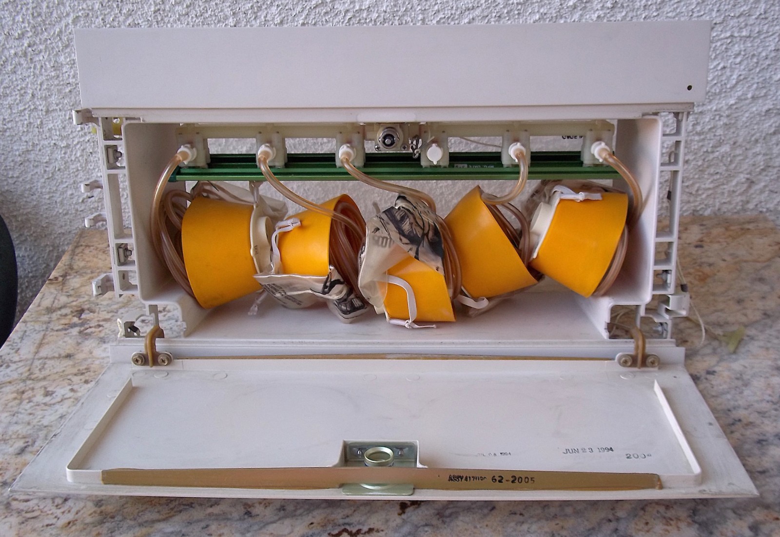 Boeing 747 Oxygen Masks Over Head Aircraft Passenger Fixture Assembly Scott Box Boeing 747 Oxygen Masks Over Head Aircraft Passenger Fixture Assembly Scott Box