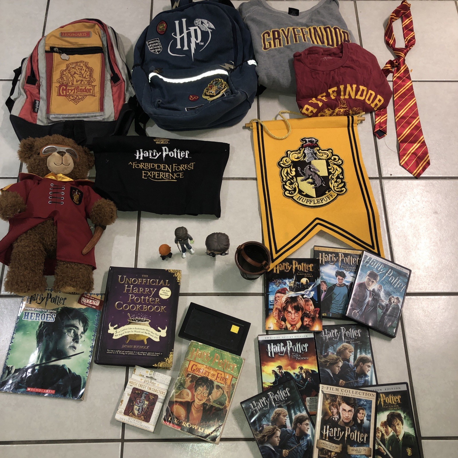 Huge Lot Harry Potter ,Figures,DVD’S, Books,Tie, Book bags, Tote, Banner,Shirts Huge Lot Harry Potter ,Figures,DVD’S, Books,Tie, Book bags, Tote, Banner,Shirts