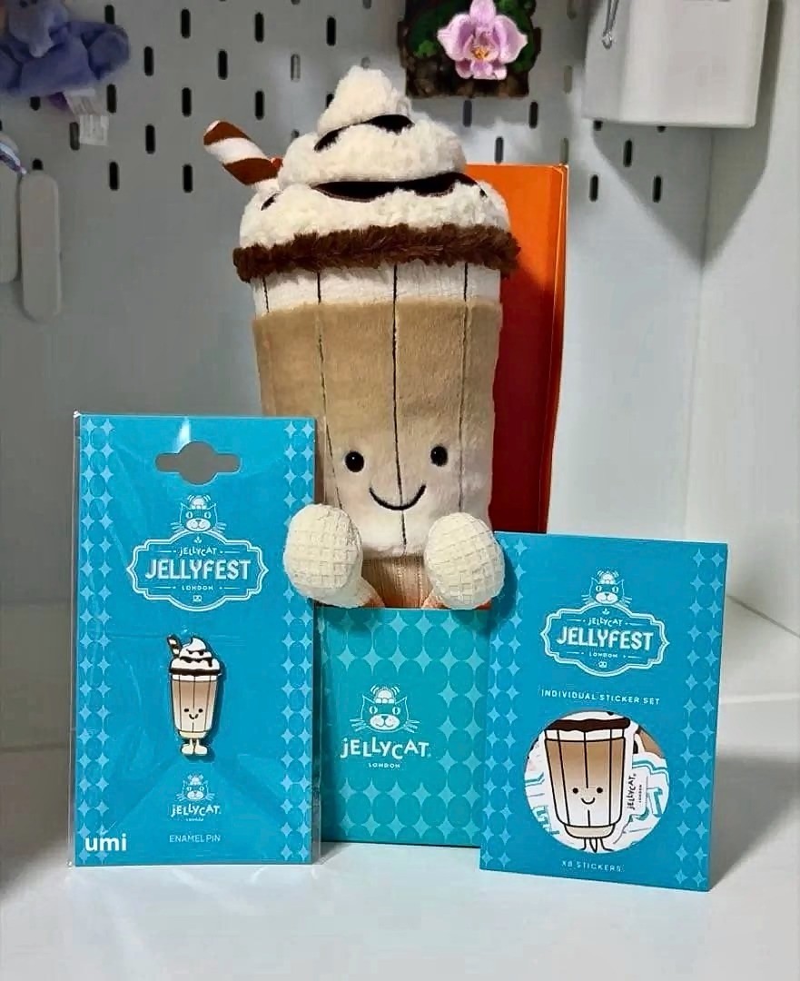 Jellycat Amuseables Von Illa Eiskaffee Berlin KaDeWe Limited Plush Set