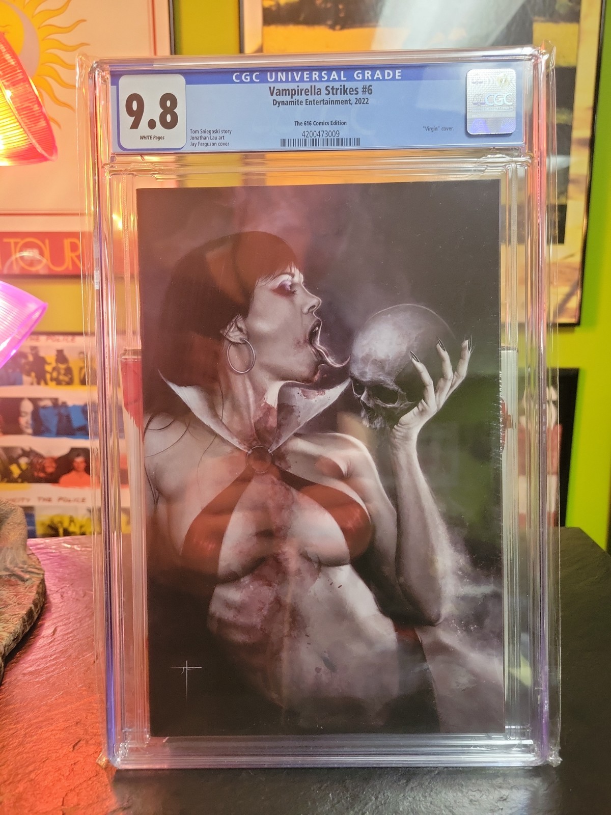 Vampirella Strikes #6 CGC 9.8 Lucio Parrillo Virgin Variant Dynamite 2022 Vampirella Strikes #6 CGC 9.8 Lucio Parrillo Virgin Variant Dynamite 2022