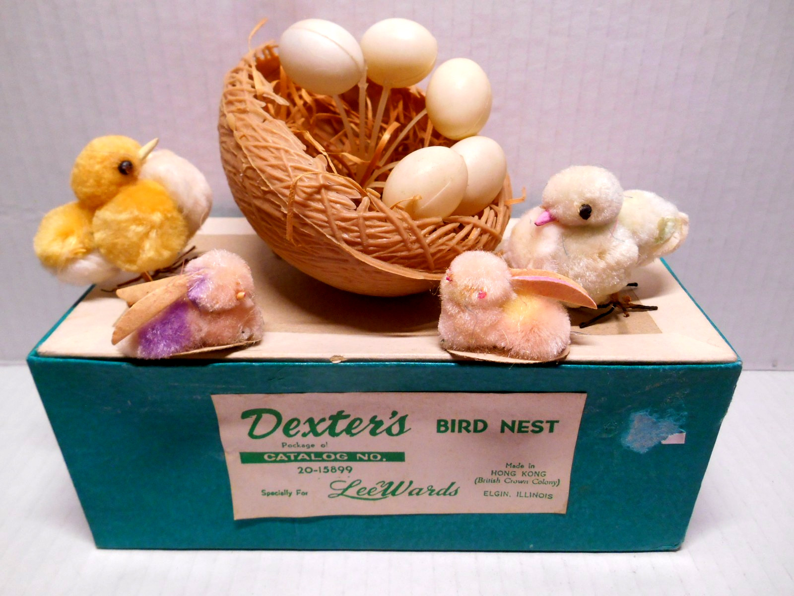 VTG Easter Chenille Lot Pom Pom CHICKS & BUNNIES Bird Nest Eggs Decoration Boxed