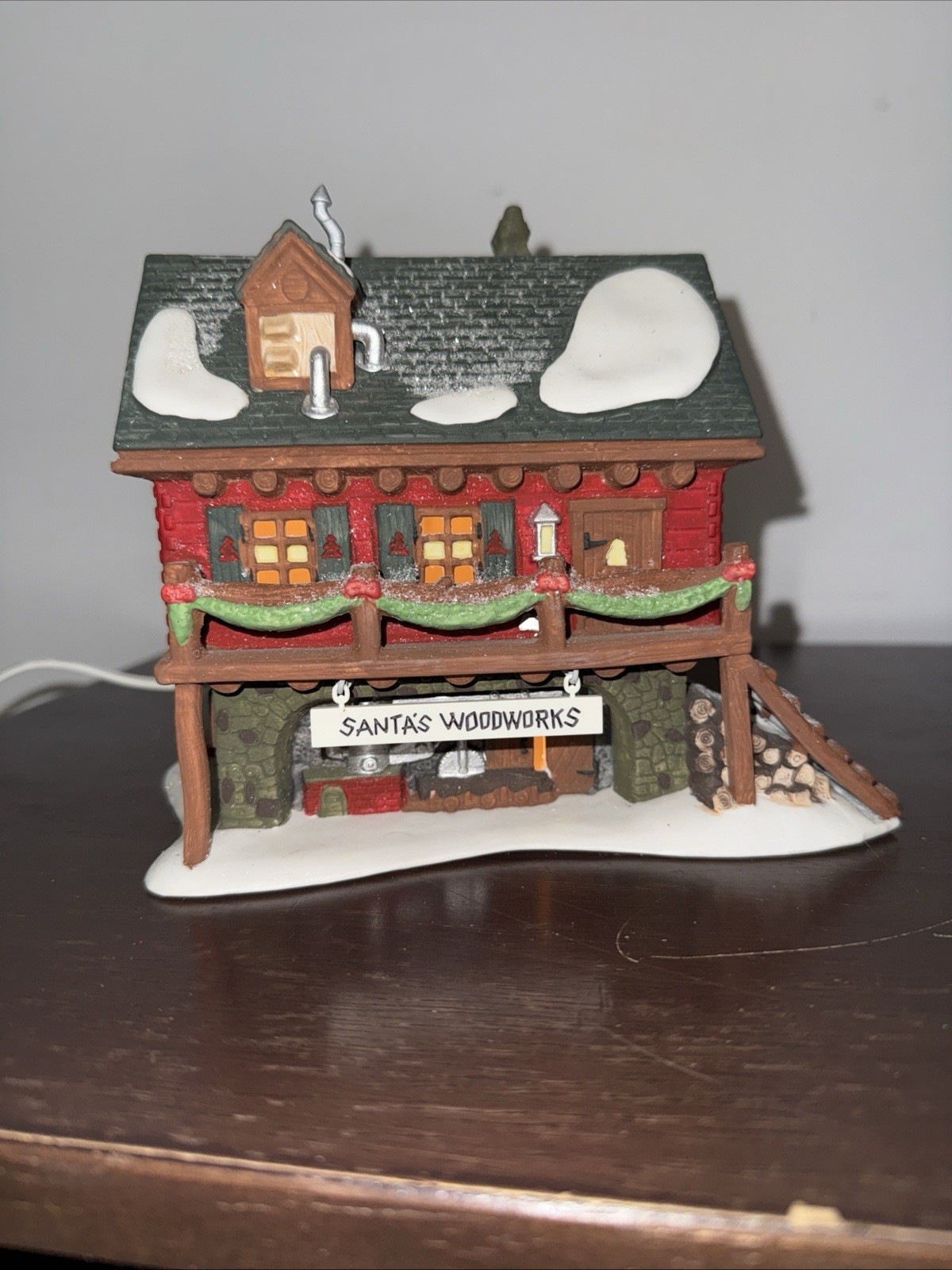 Dept 56 Santa\'s Woodworks North Pole Series 1993 Heritage Village 5620-0 Boxed