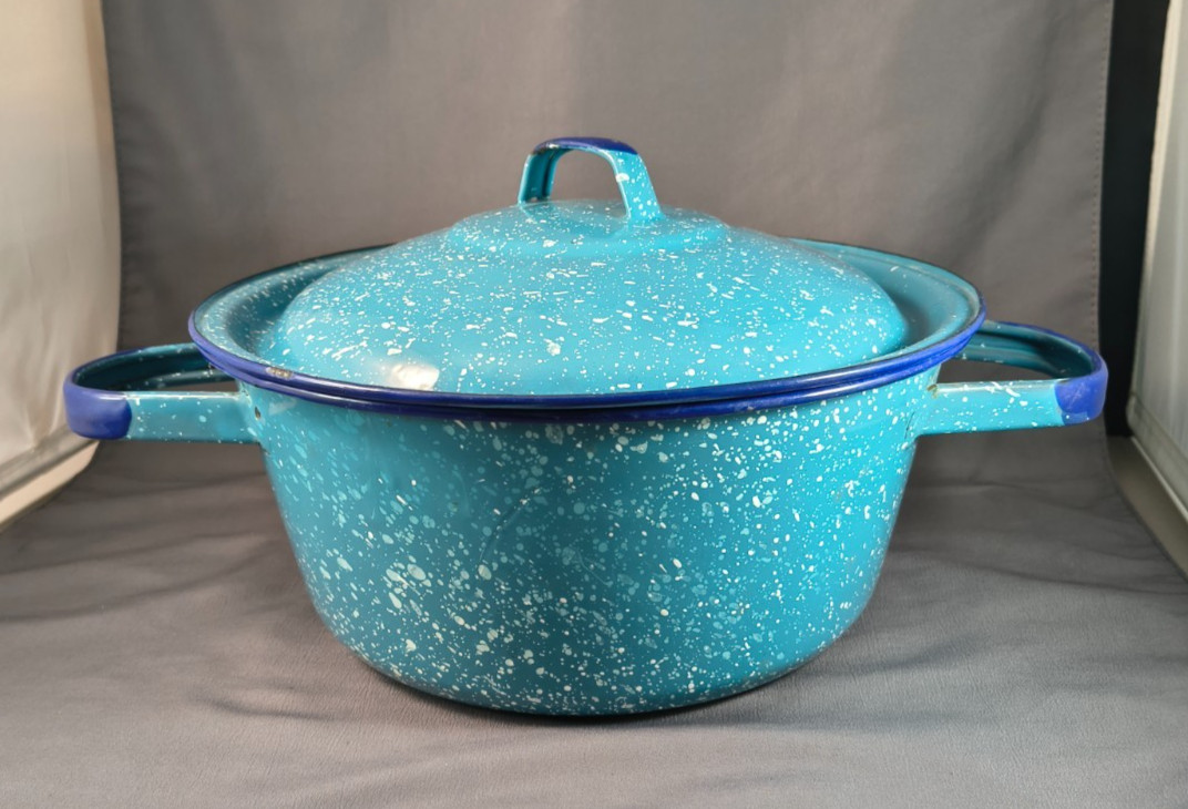Vintage Blue & White Speckled Enamelware Pot and Lid - 3 quart