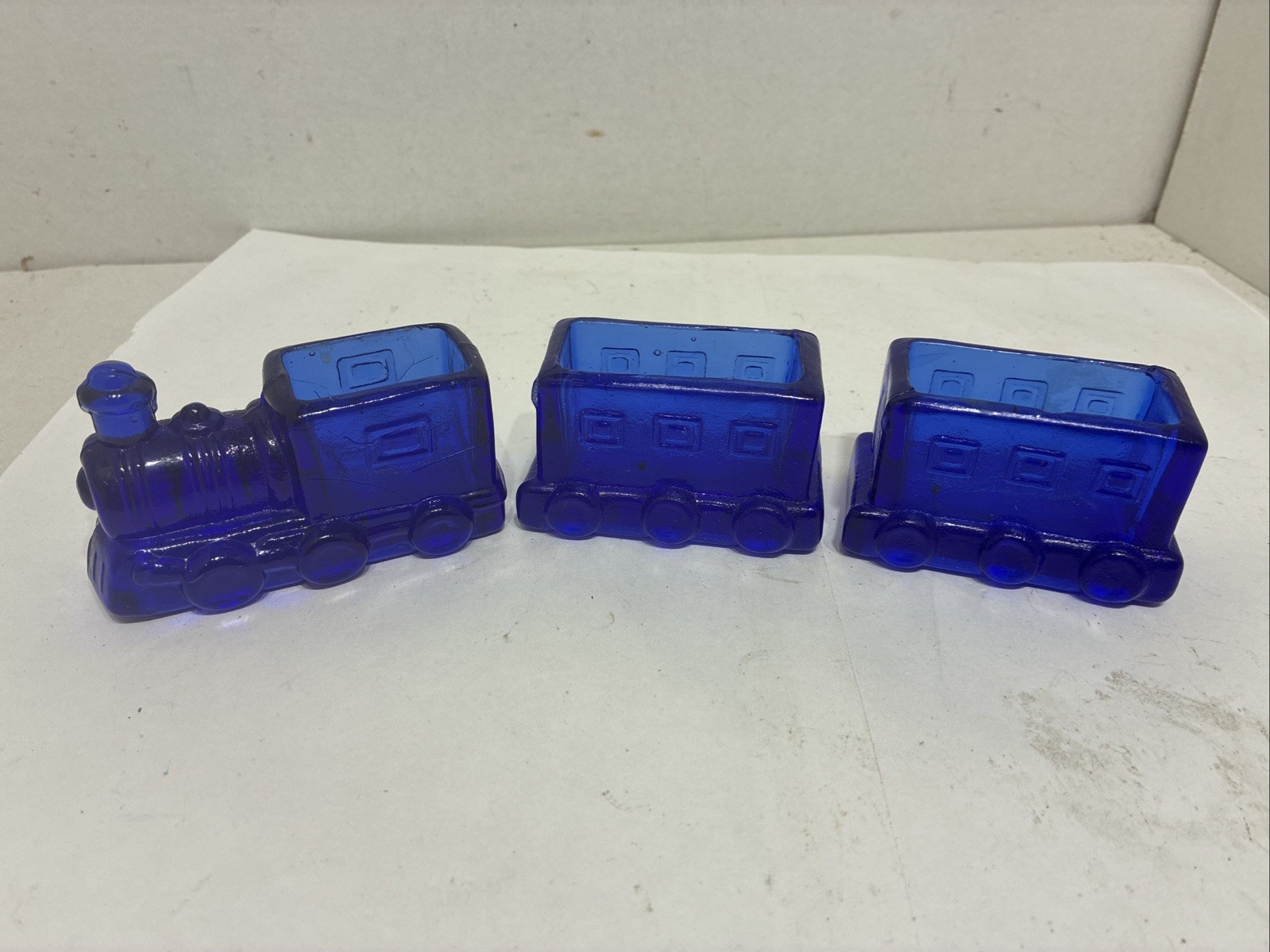 Vint. Cobalt Blue Glass Train 3 pcs Toothpick Sugar Pack Succulents Planter 10 Vint. Cobalt Blue Glass Train 3 pcs Toothpick Sugar Pack Succulents Planter 10