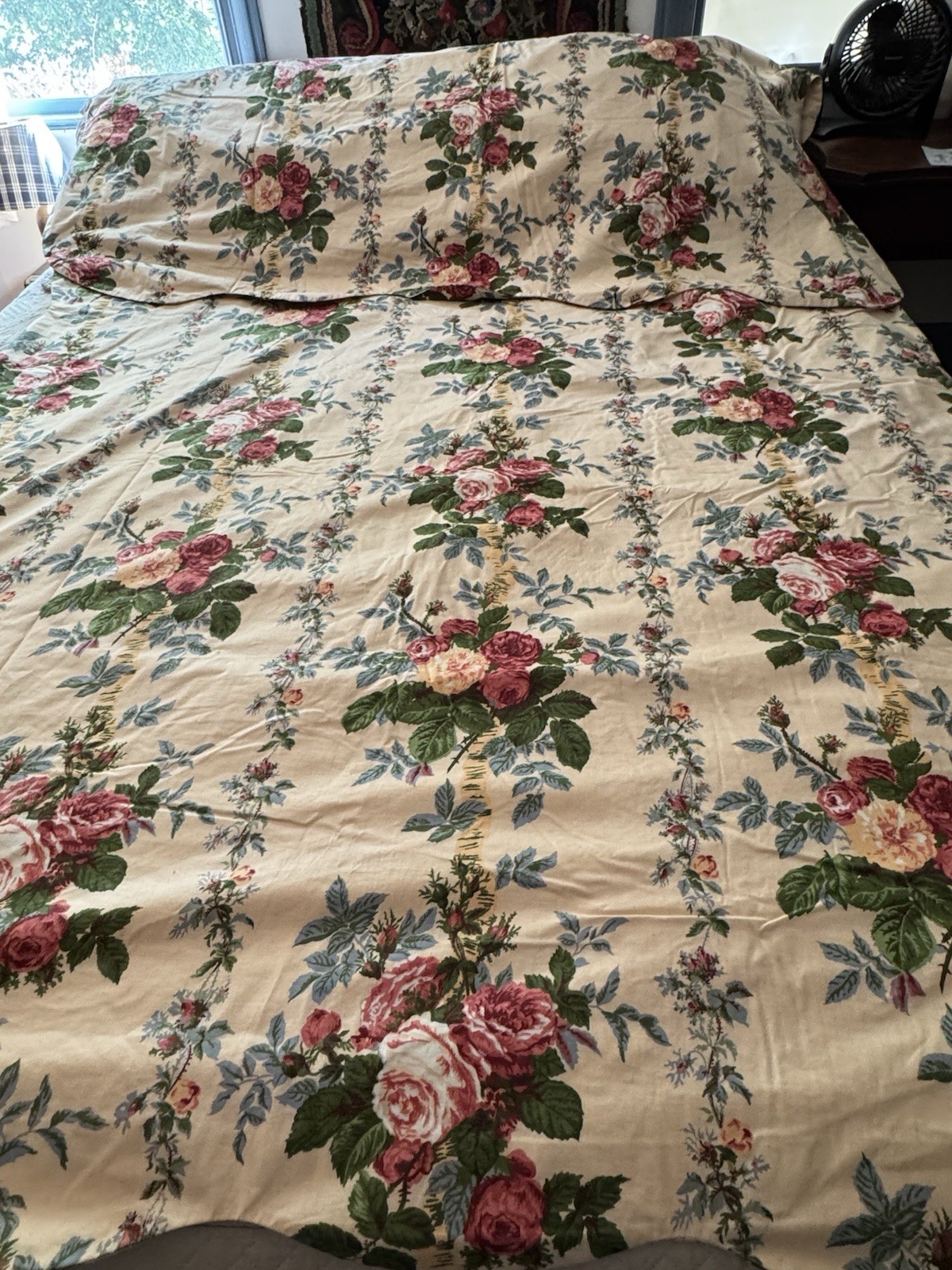 Vintage Chintz Twin Bedspread W Attached Pillow Cover +  2 Valances Eugenie