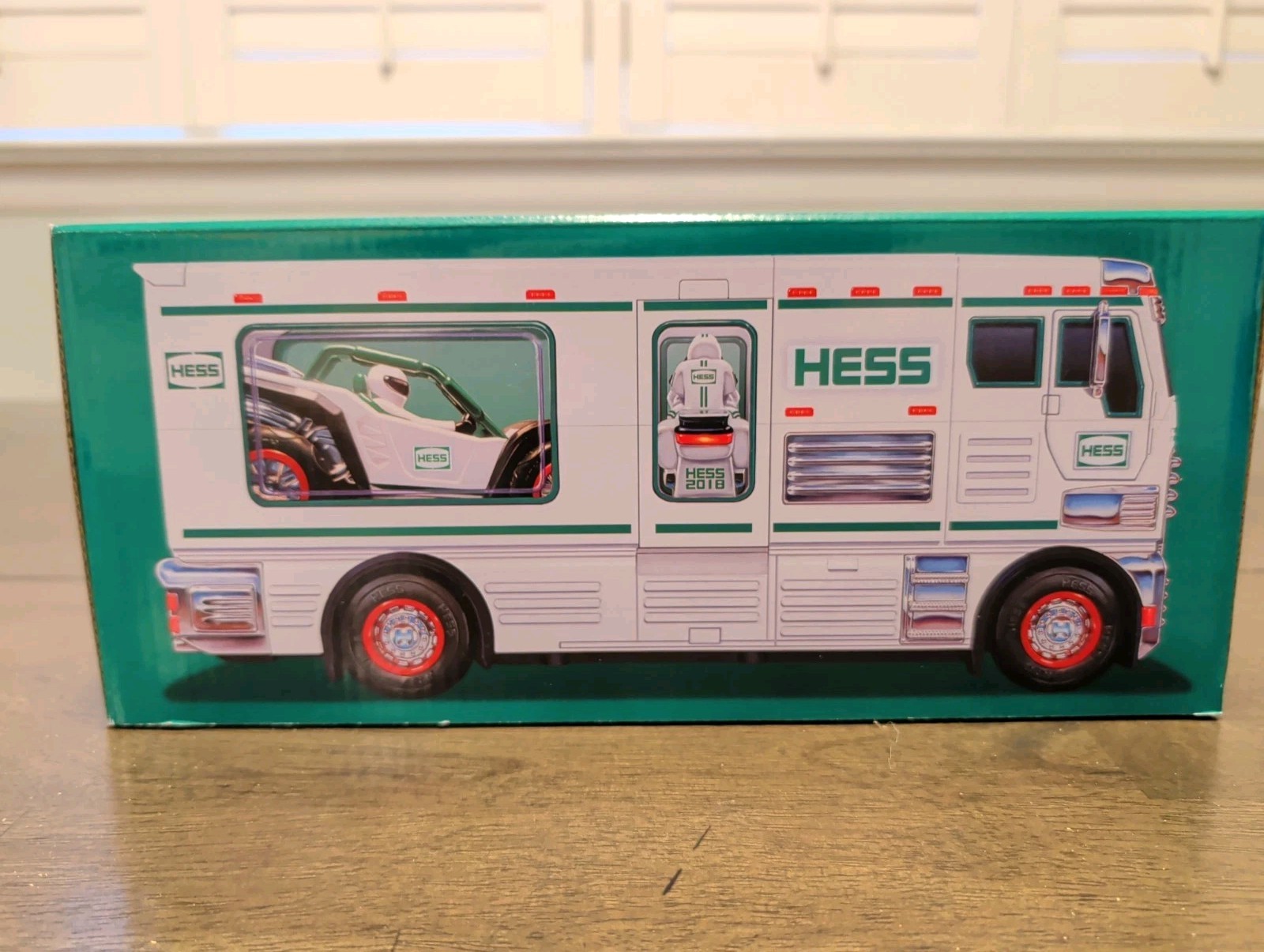 Hess 2018 Toy Truck RV with ATV & Motorbike – New in Box-NIB
