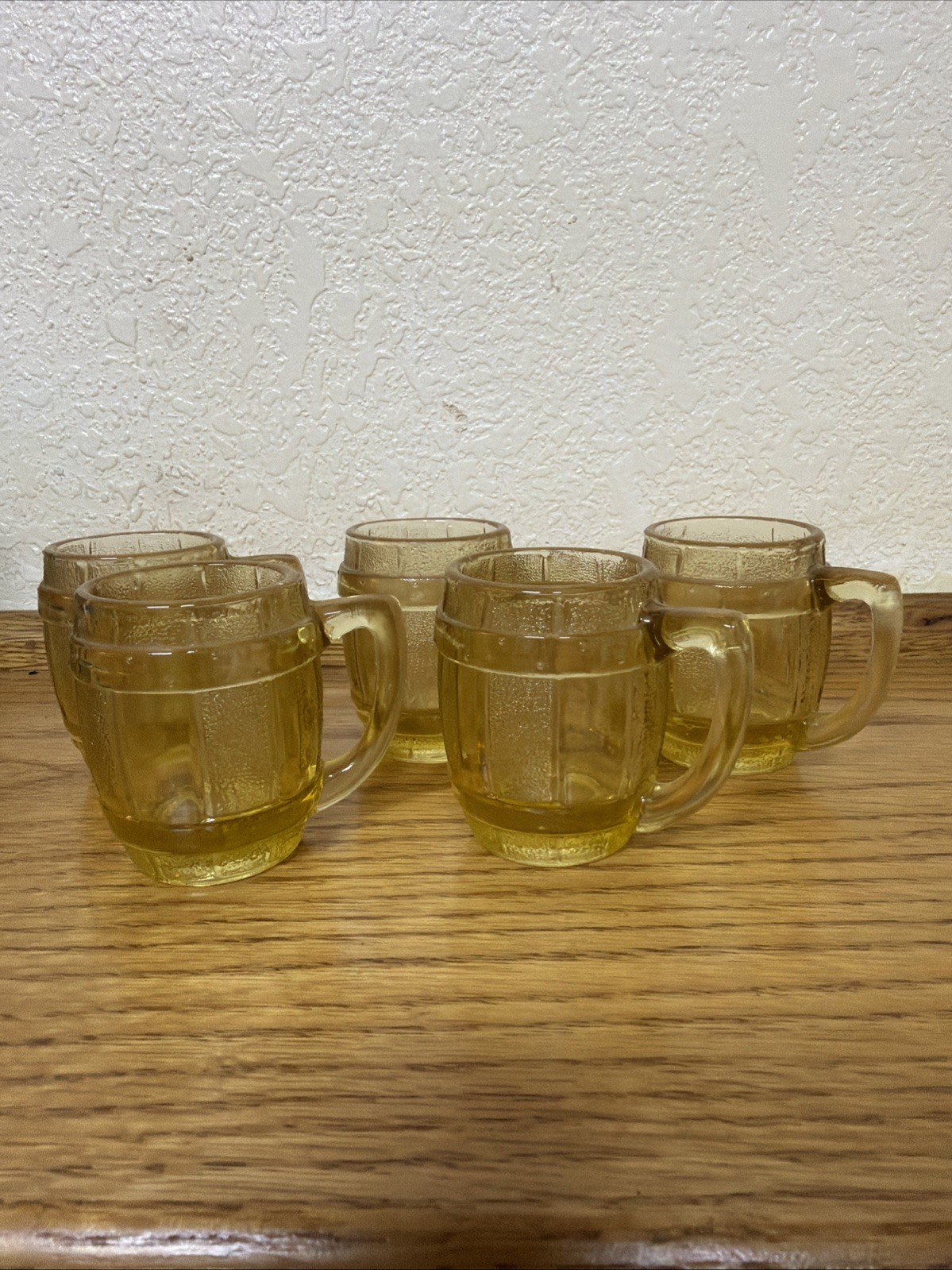 Vintage Amber Gold Barrel Mug Shot Glass /Toothpick Holder Set Of 5 Vintage Amber Gold Barrel Mug Shot Glass /Toothpick Holder Set Of 5