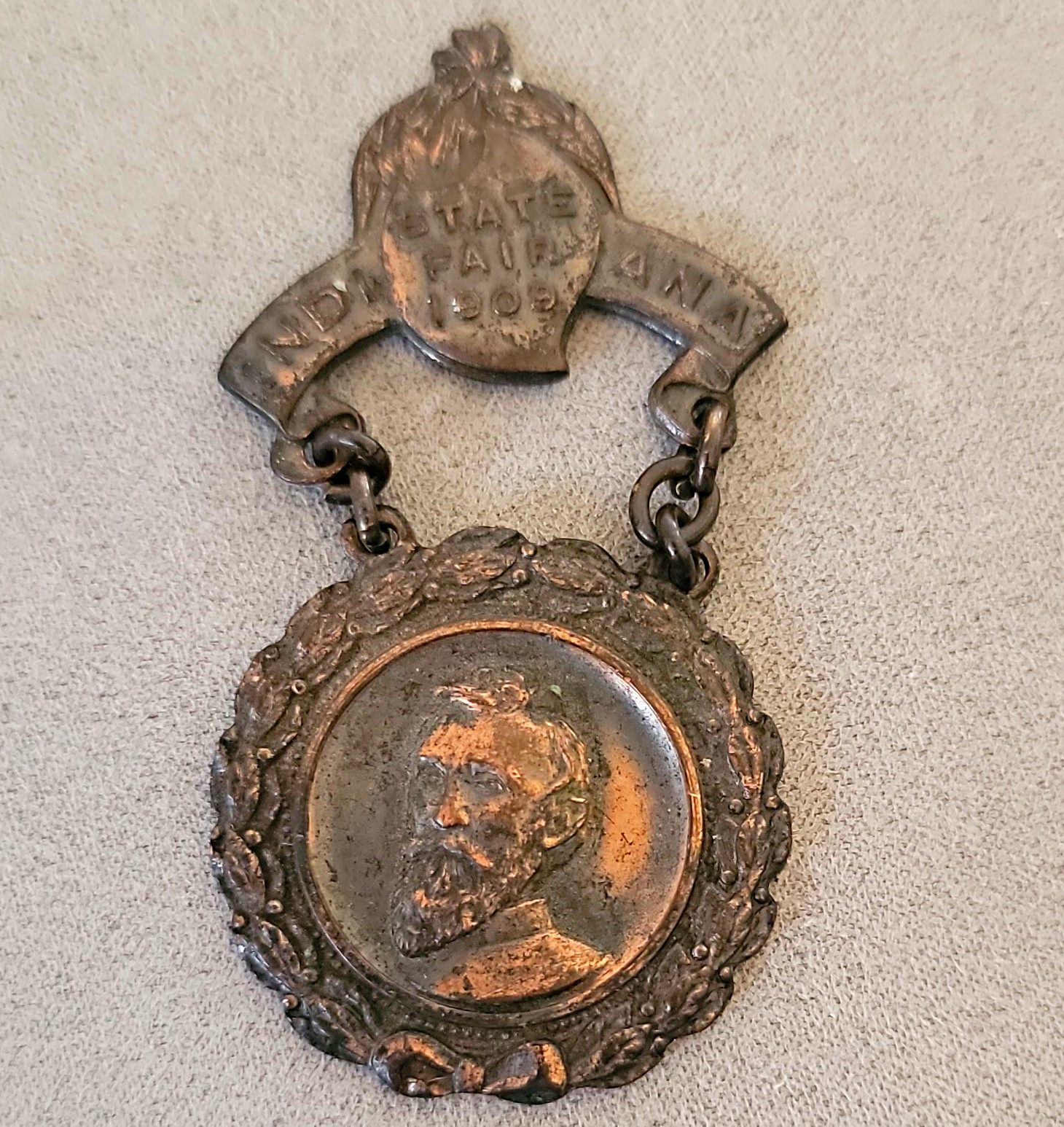 1903 Veterans\' Groups Medal Badge Portrait Pendant Medallion Front/Back 1903 Veterans\' Groups Medal Badge Portrait Pendant Medallion Front/Back