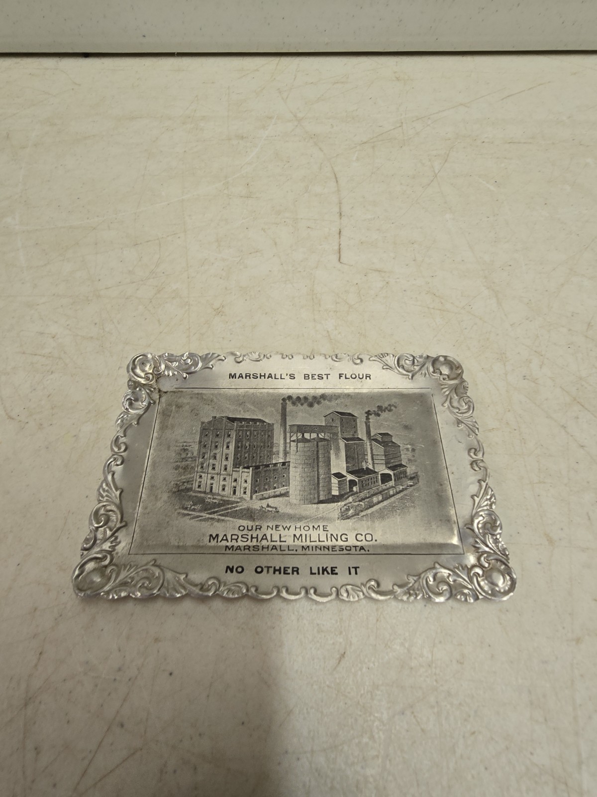 Antique Marshall Milling MN Marshall\'s Best Flour Advertising Aluminum Tip Tray