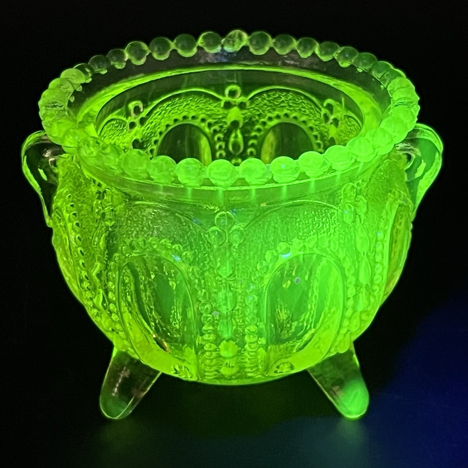 DEGENHART YELLOW VASELINE URANIUM UV GLASS GYPSY POT FOOTED TOOTHPICK HOLDER