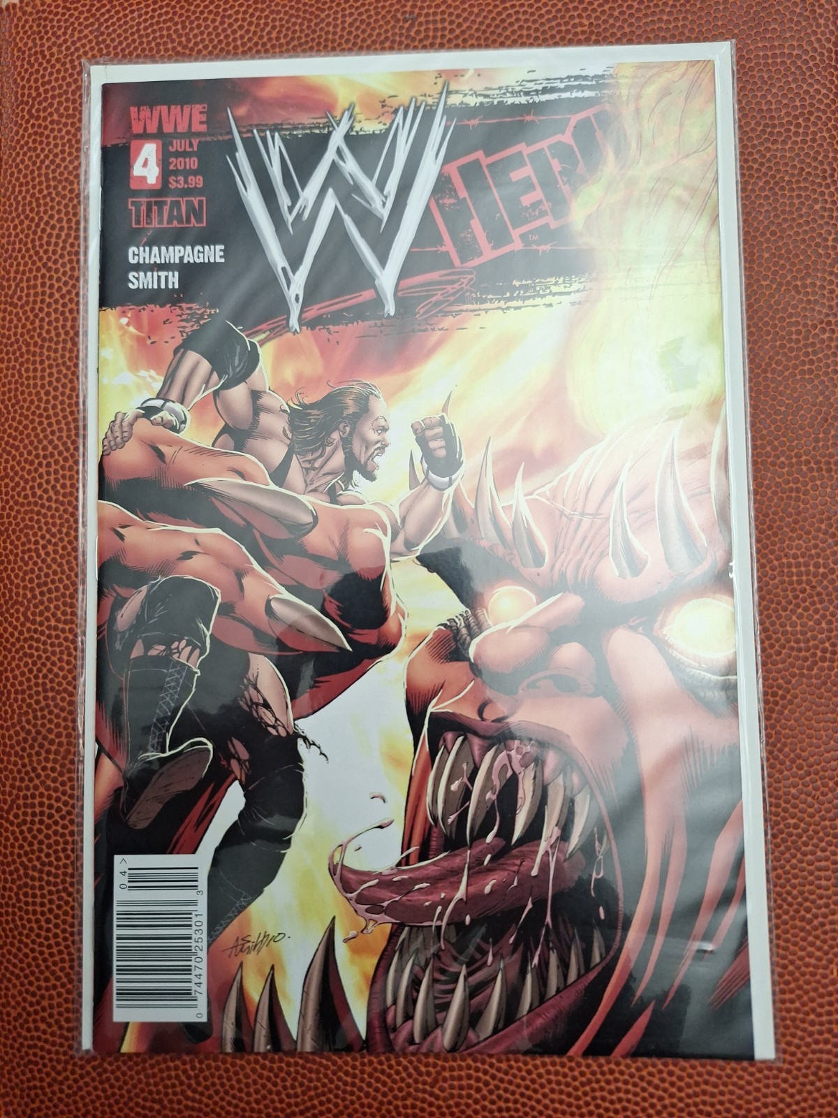 WWE Heroes #4 Titan Comics (2010) VF+ 1st Print Comic Book