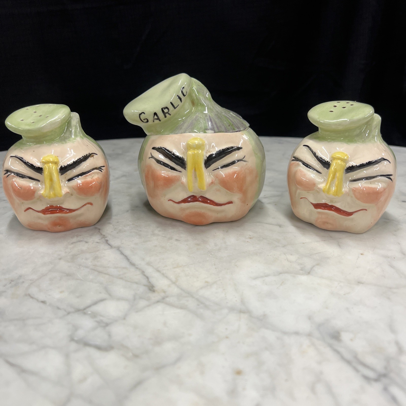 Mid Century 1950s 3-piece vintage DeForest of California Garlic And  Salt Pepper