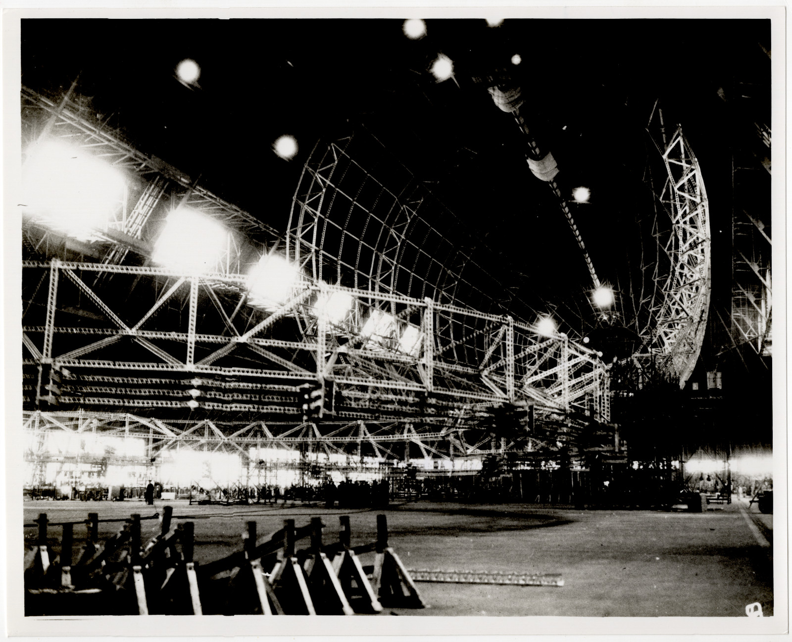 USS Macon ZRS-5 Navy Airship Under Construction Akron Airdock 1933 Photo 8x10 USS Macon ZRS-5 Navy Airship Under Construction Akron Airdock 1933 Photo 8x10