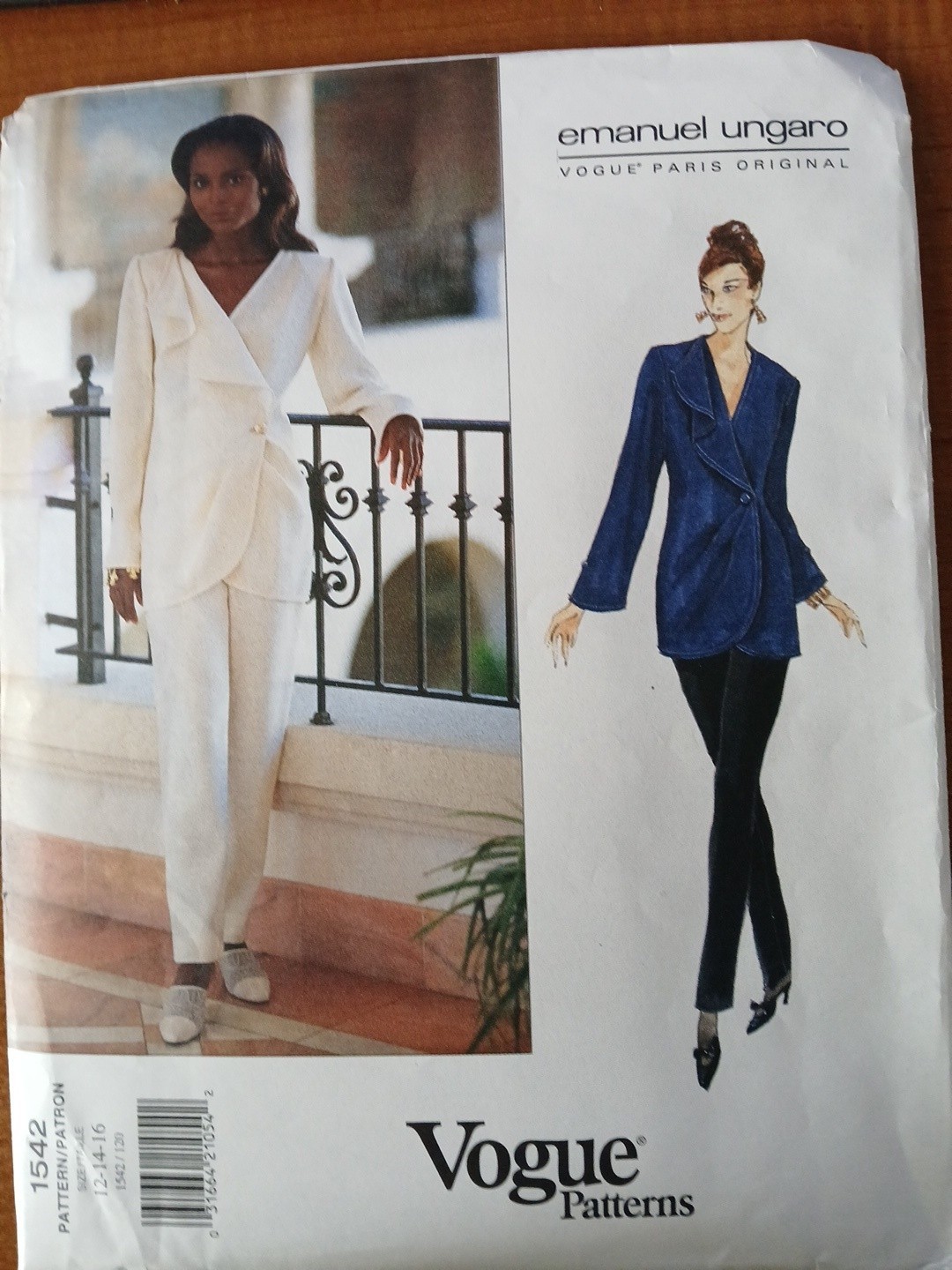Vogue Paris Original Emanuel Ungaro #1542 Size 12.14.16