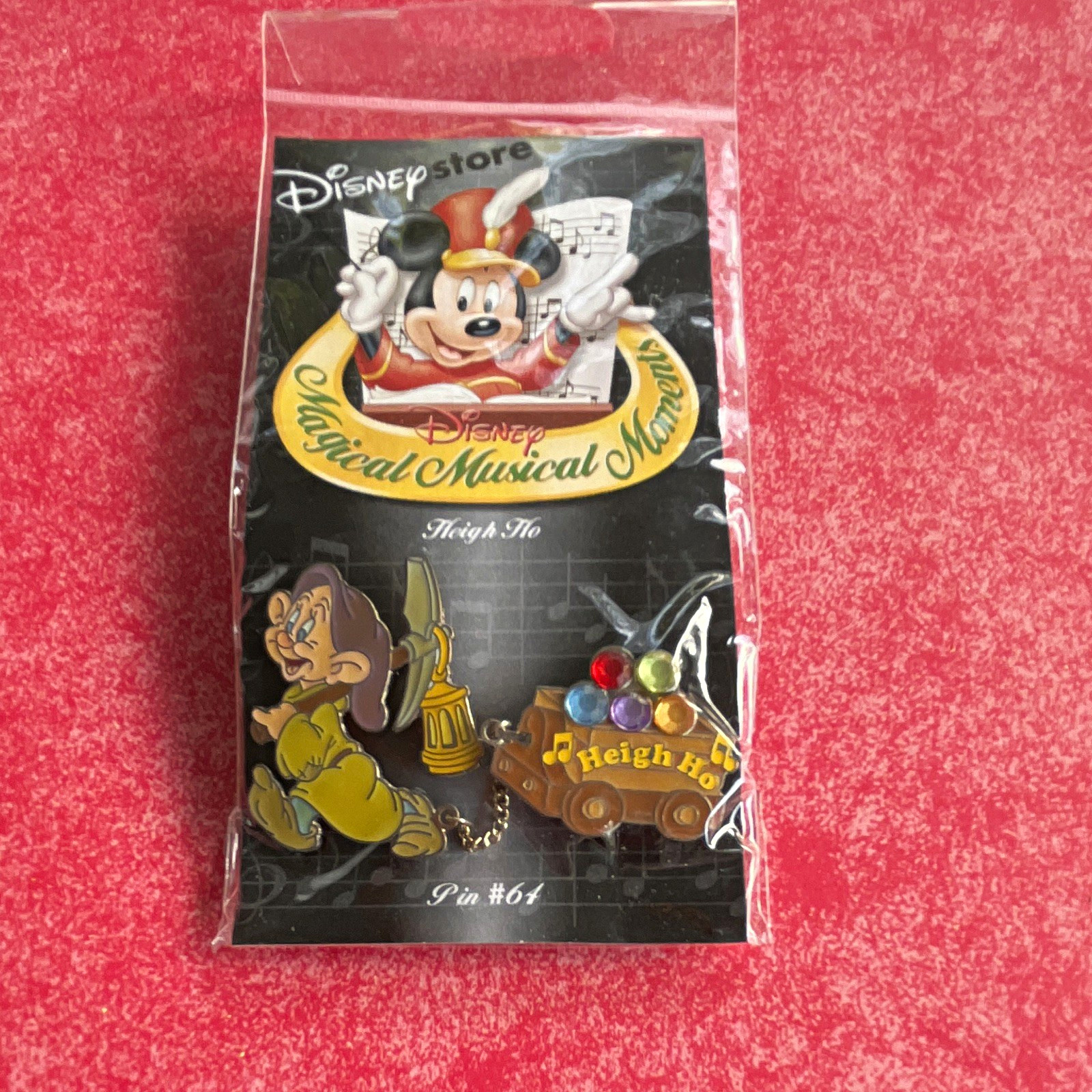 NEW Disney Store 2002 Magical Musical Moments Pin #64 Heigh Ho Dopey mine car