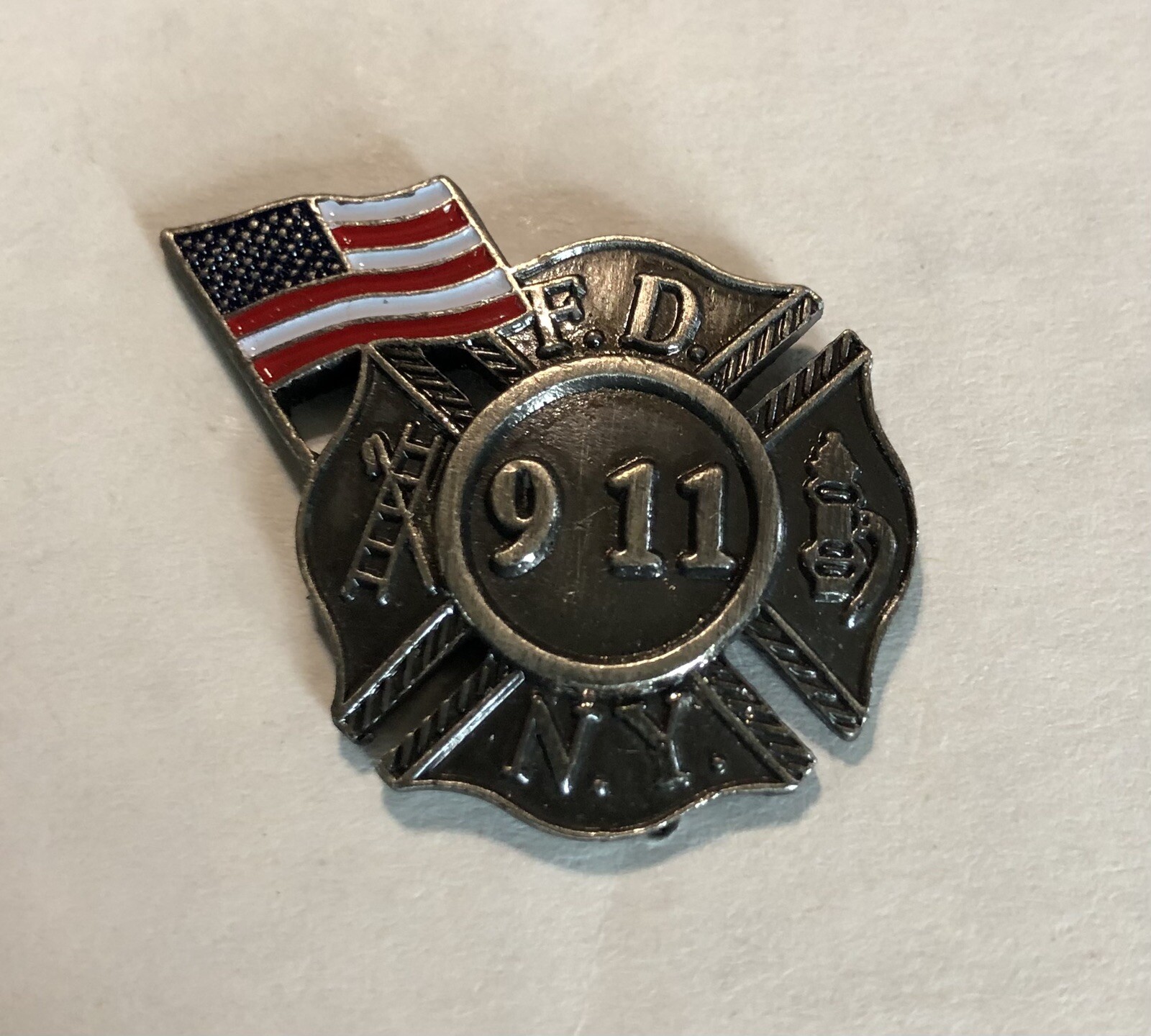 Vintage - New York Fire Department 9 11 memorial pin W/flag Vintage - New York Fire Department 9 11 memorial pin W/flag