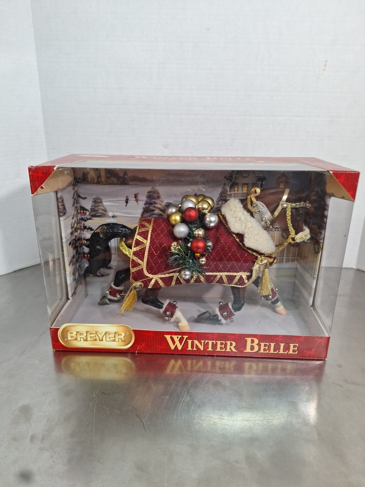 Breyer Horse 2011 Holiday Winter Belle Christmas Horse  NEW IN BOX