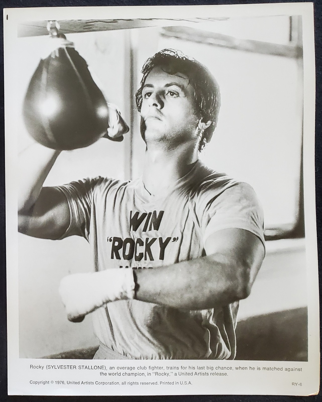 1976 Sylvester Stallone Rocky United Artists 8x10 Publicity Press Photograph
