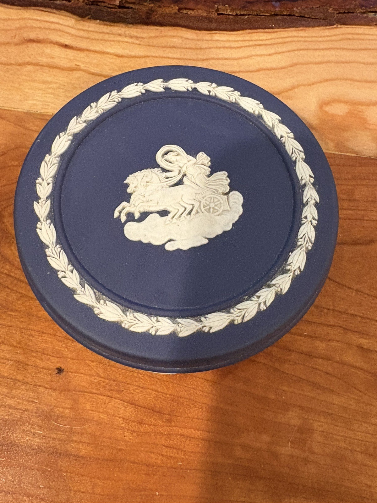 Vintage Blue Wedgewood Chariot Round Trinket Box Jasperware Roman Horse Vintage Blue Wedgewood Chariot Round Trinket Box Jasperware Roman Horse