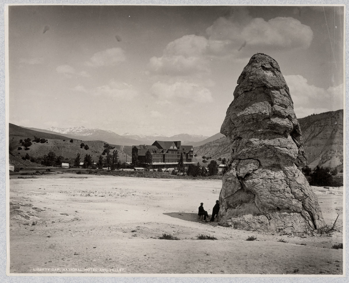 c.1890\'s PHOTO US LIBERTY GAP HOTEL YELLOWSTONE WYOMING