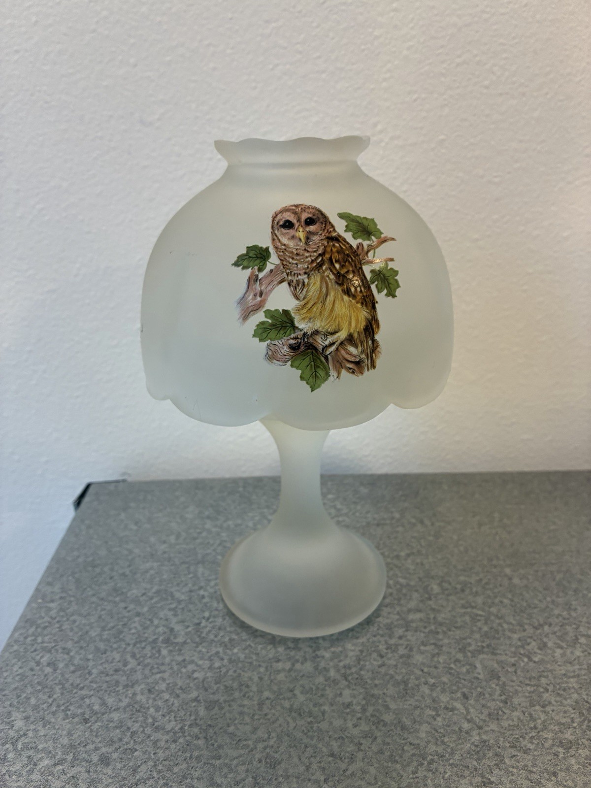 Vintage 1972 Westmoreland Glass Owl Fairy Lamp Vintage 1972 Westmoreland Glass Owl Fairy Lamp