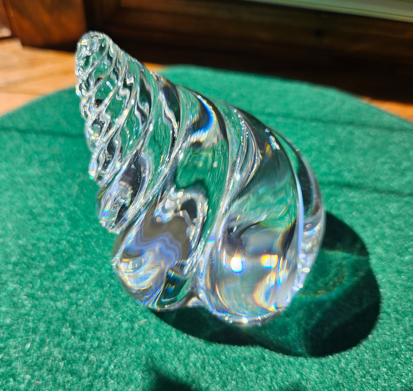 Signed Steuban crystal Conch Paperweight By Paul Schulze. Excellent condition, Signed Steuban crystal Conch Paperweight By Paul Schulze. Excellent condition,