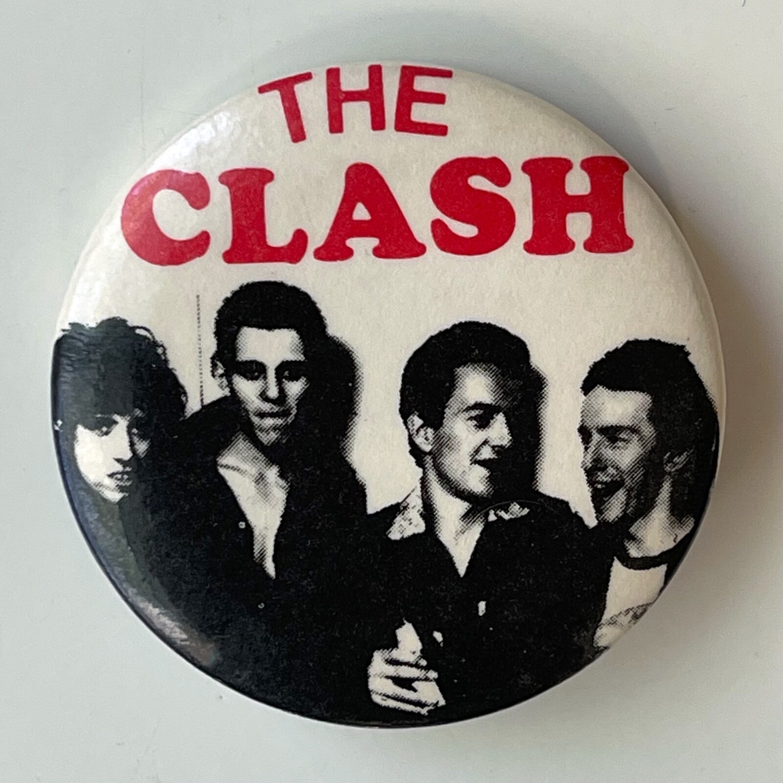 RARE Vintage 1970s 1980s THE CLASH pin button Joe Strummer punk badge Mick Jones