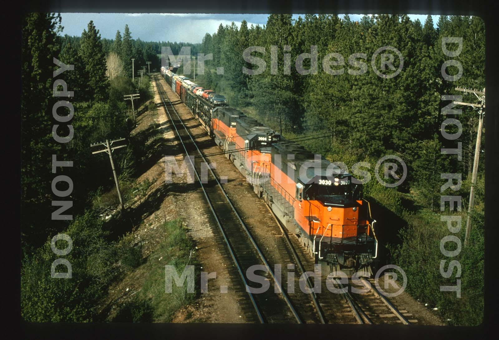 Duplicate Slide MILW Milwaukee Road Original # SD40-2 3030 & 2 Action