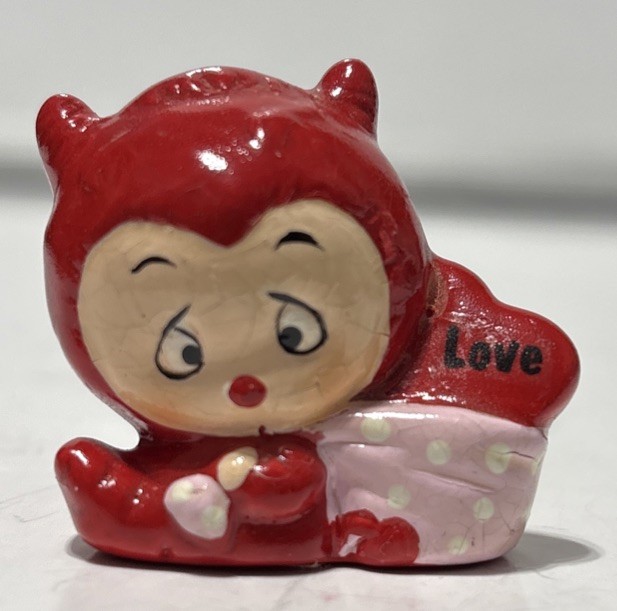 Vintage Mini 1984 Enesco Giordano Art Ltd Red Devil Pixie Figurine Love Heart