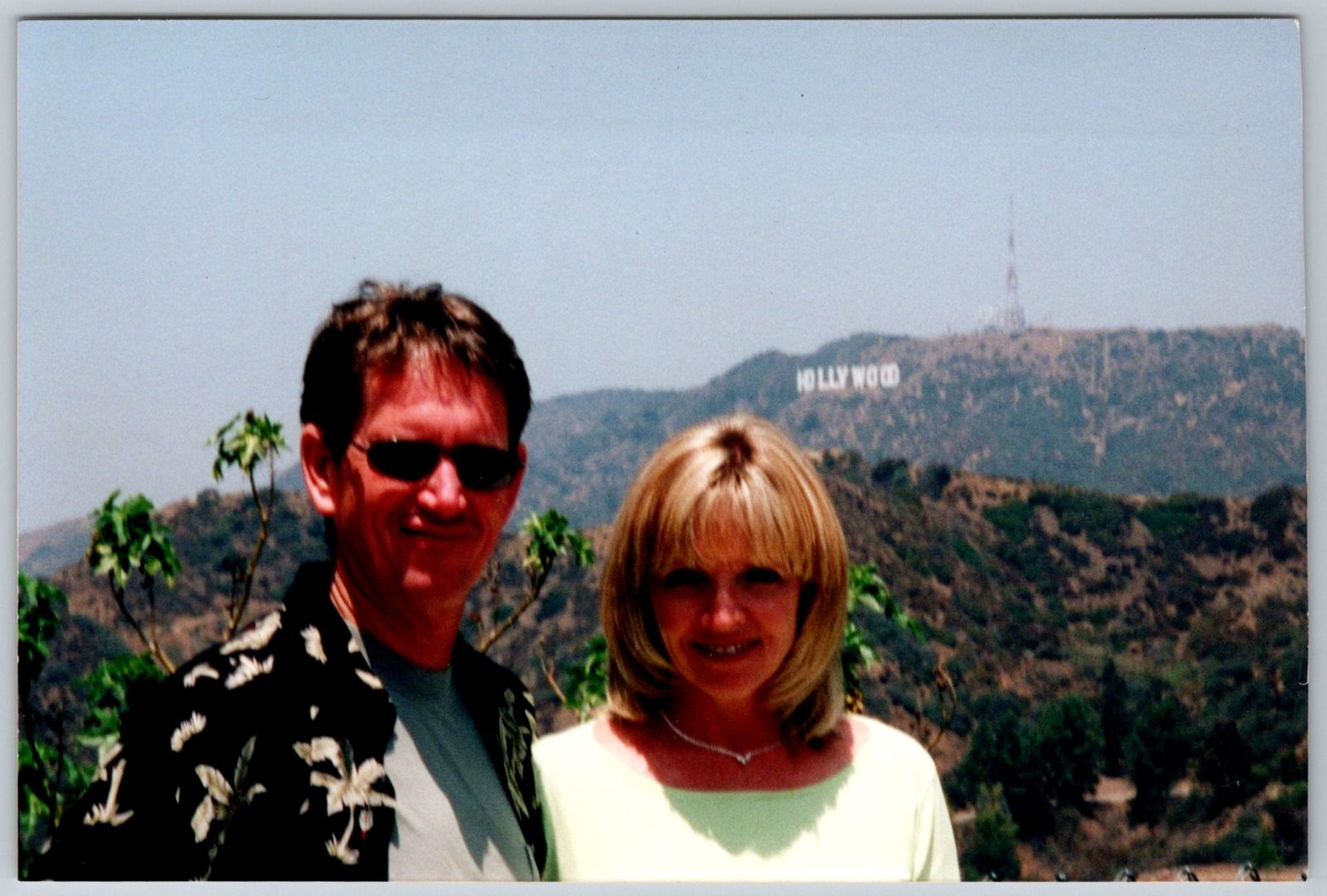 Vtg Color Snapshot Man Woman Couple Vacation Hollywood Sign Hills CA 2000s Vtg Color Snapshot Man Woman Couple Vacation Hollywood Sign Hills CA 2000s