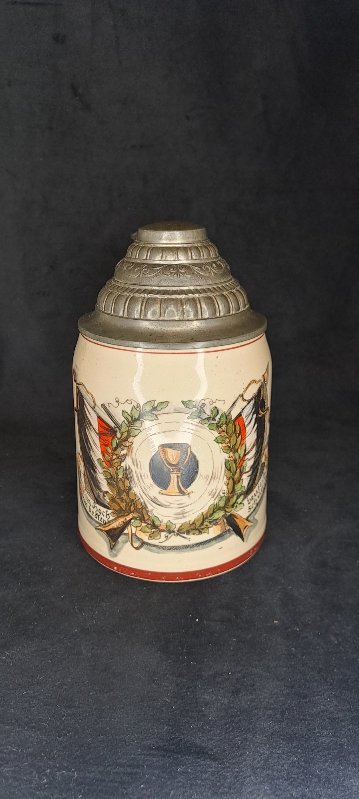 Old beer stein with tin lid 0.5l